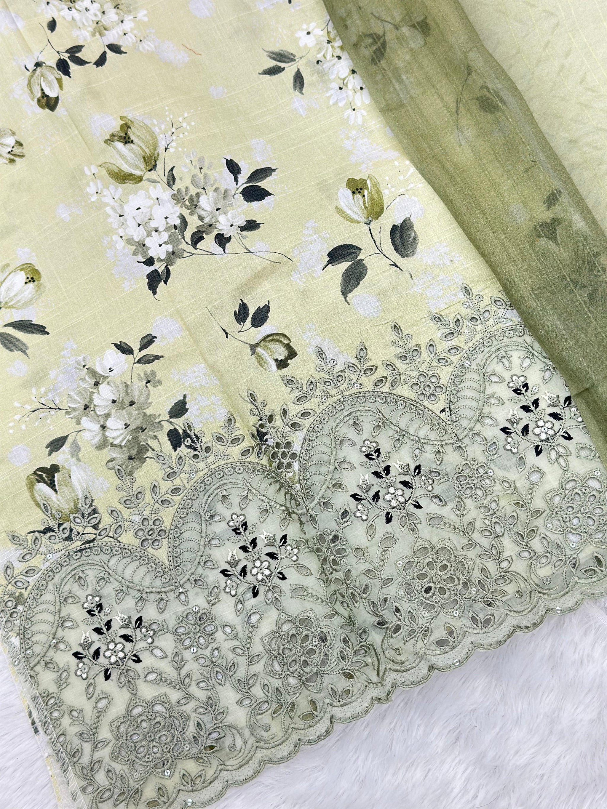 886 Unstitched OG Areeba by Tawakkal Fabrics Embroidered Lawn Suit
