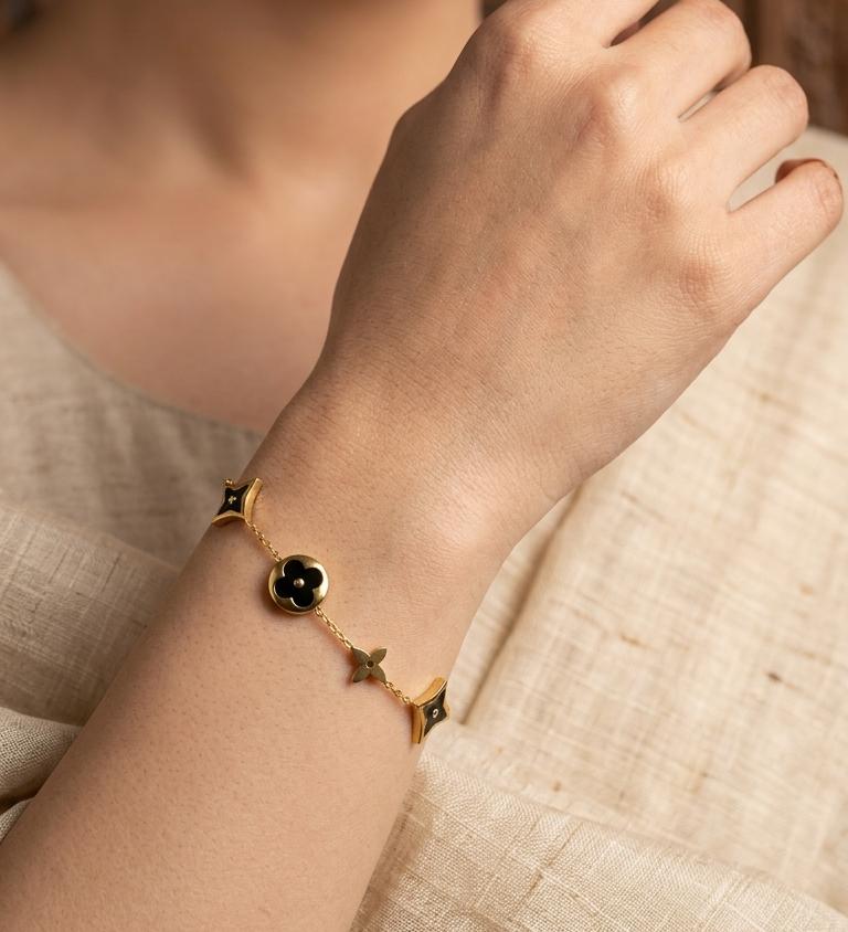344 The Onyx Clover Station Bracelet