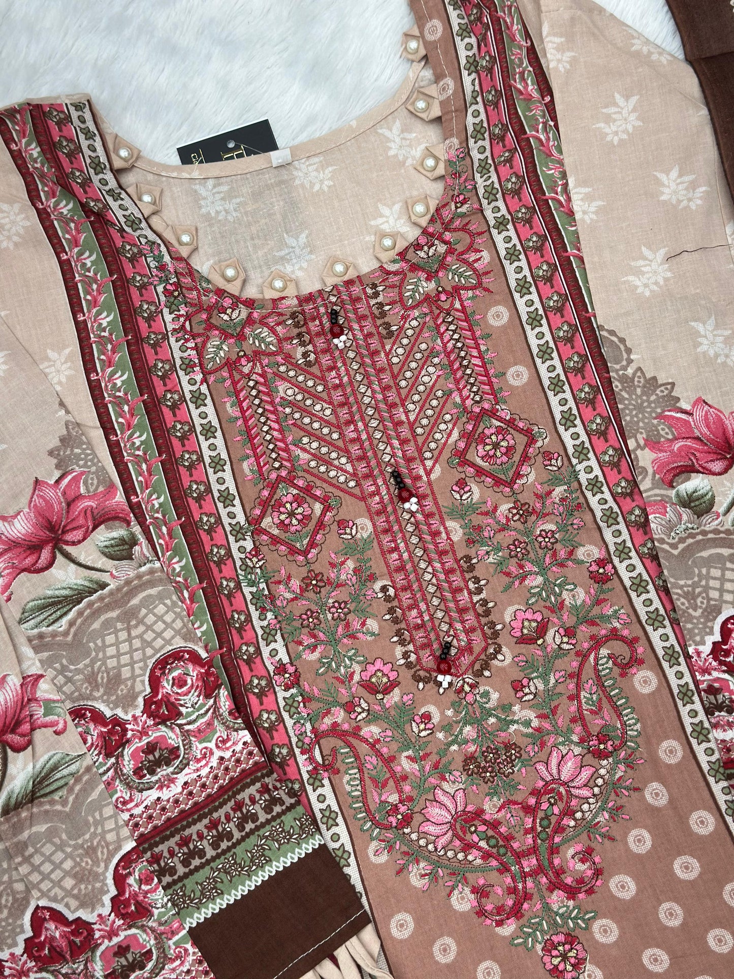 852 Readymade Pakistani Floral Embroidery Lawn Suit
