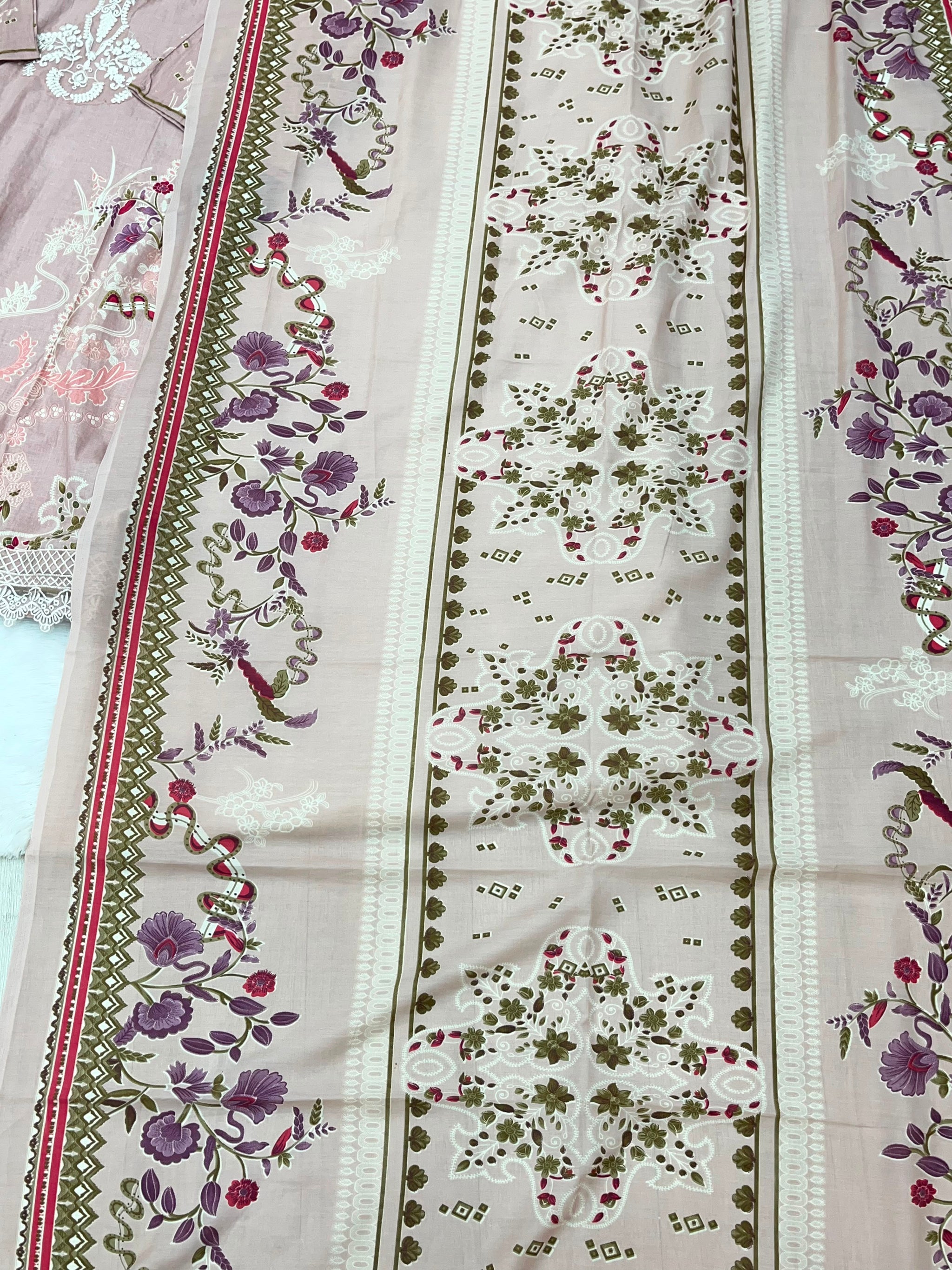 1330 Pakistani Lawn Suit