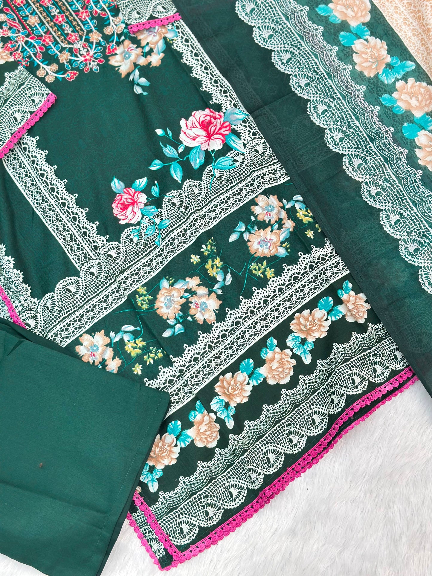 946 Pakistani Embroidered Suit