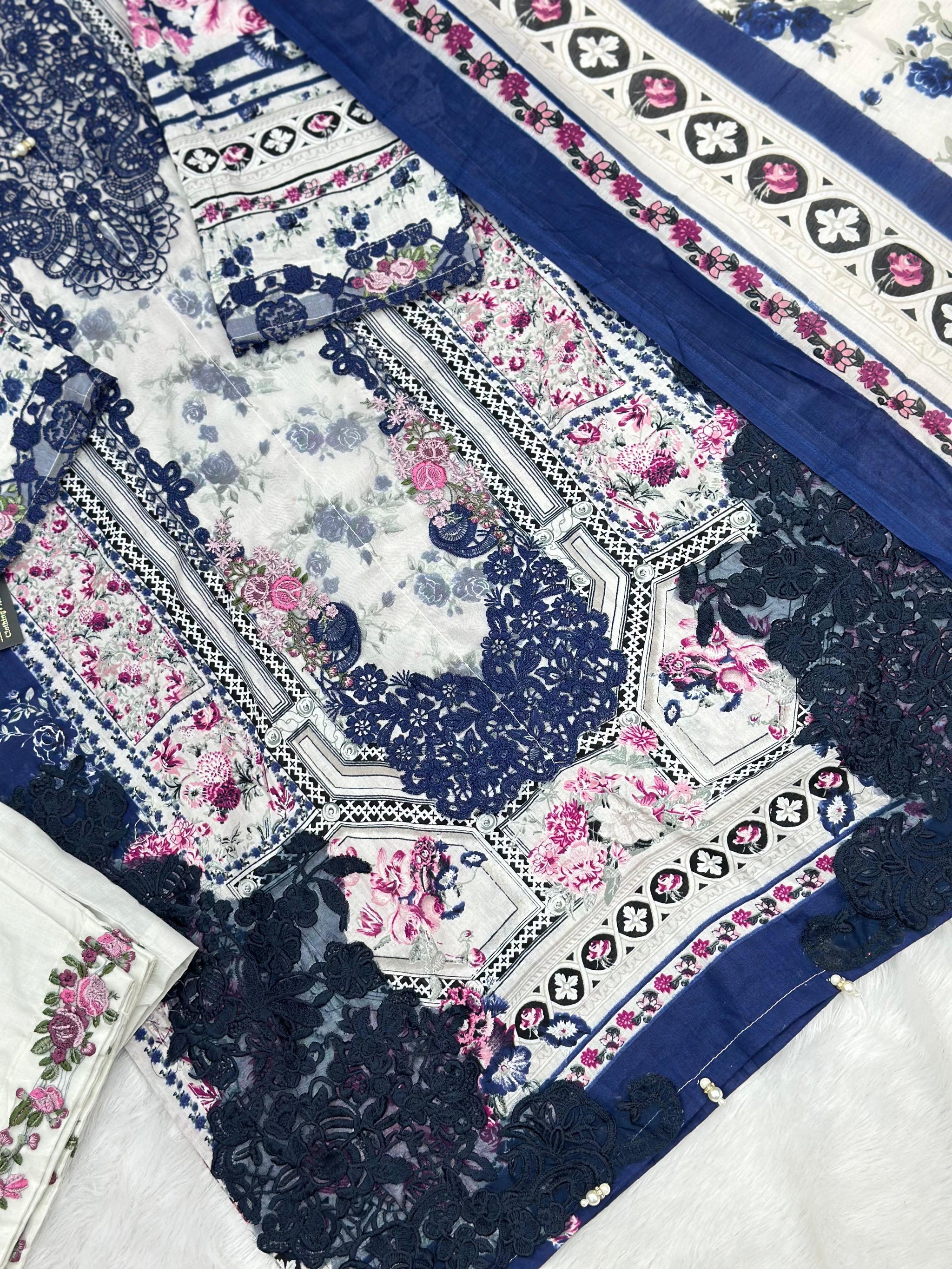 871 Readymade Elaf Printed Lawn Suit