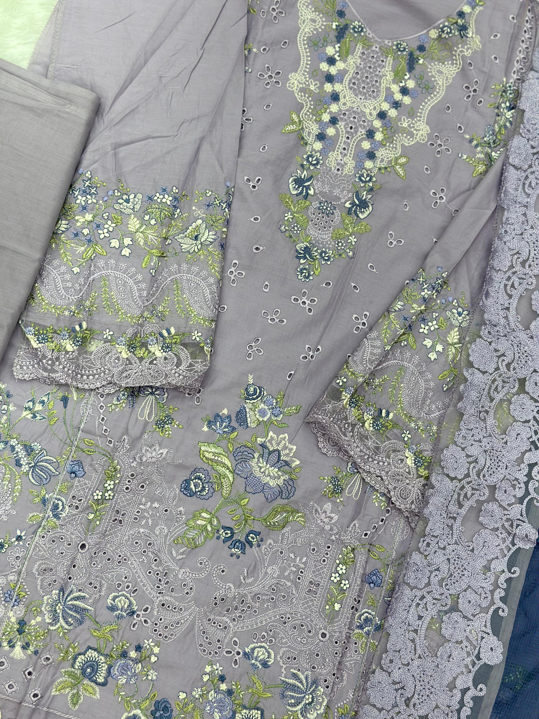 836 Kahf Pakistani Unstitched Lawn Suit