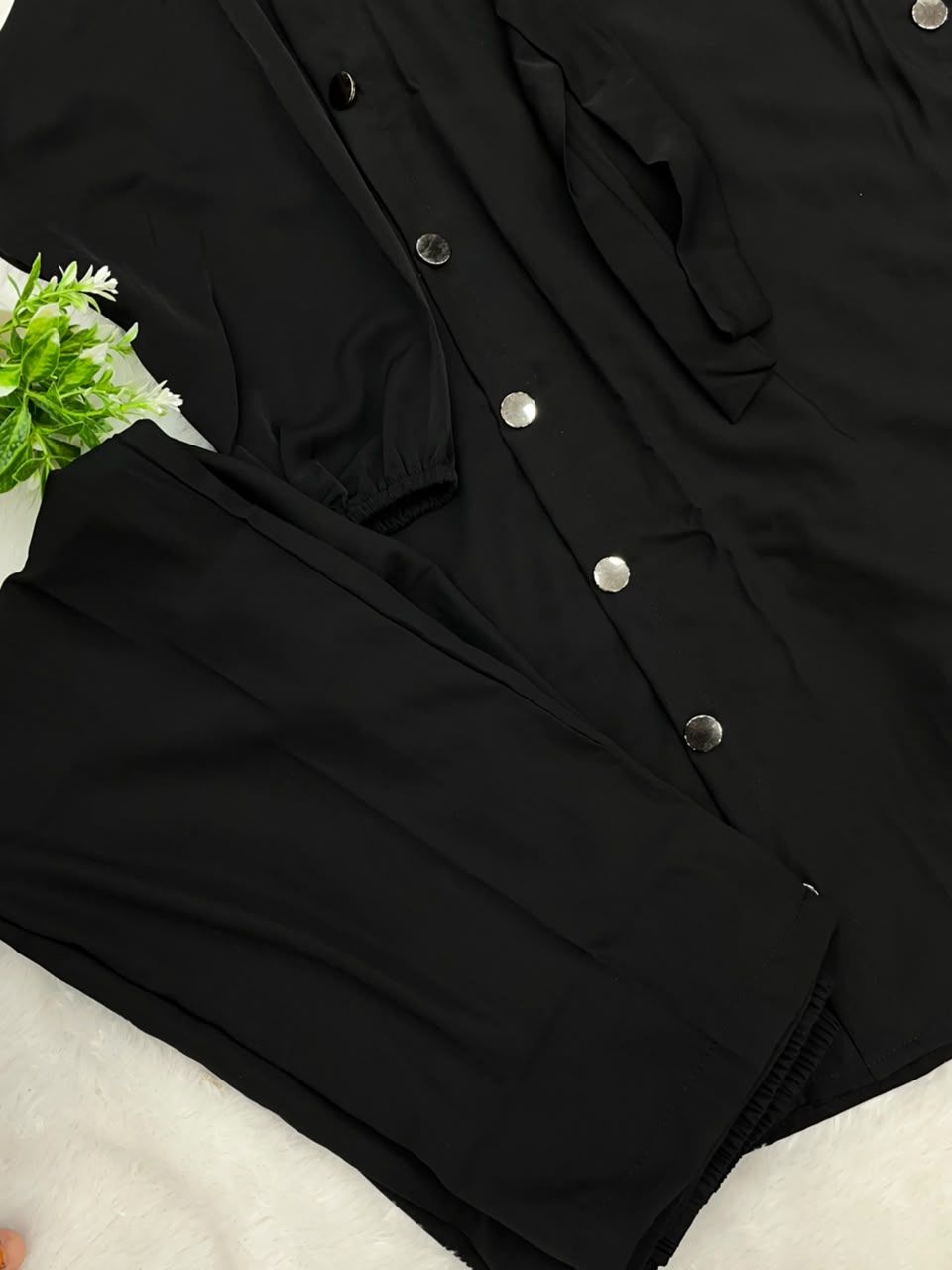 1281 Imported Modest Coordset