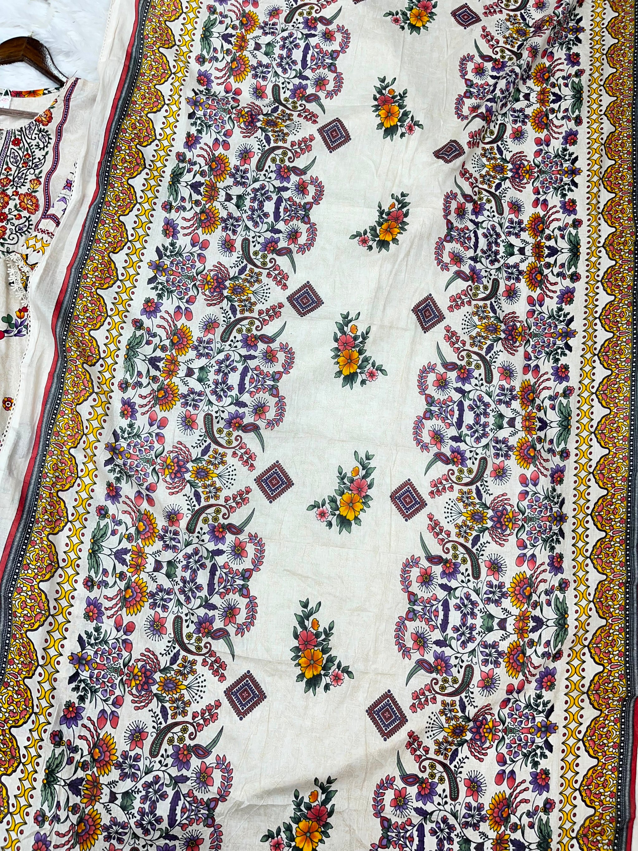 1220 Pakistani Embroidered Suit
