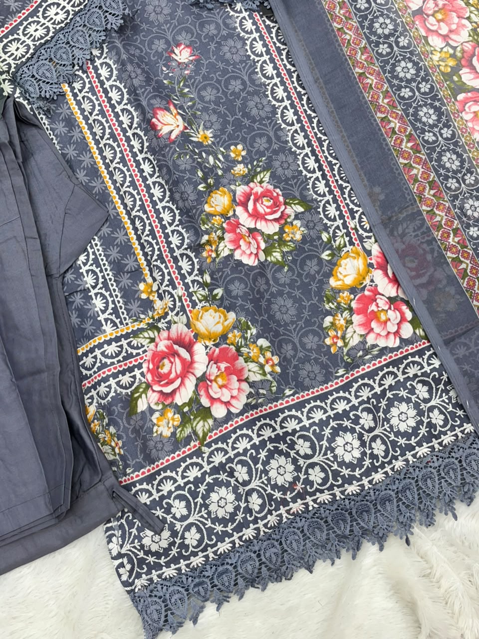 1266 Pakistani Printed Suit
