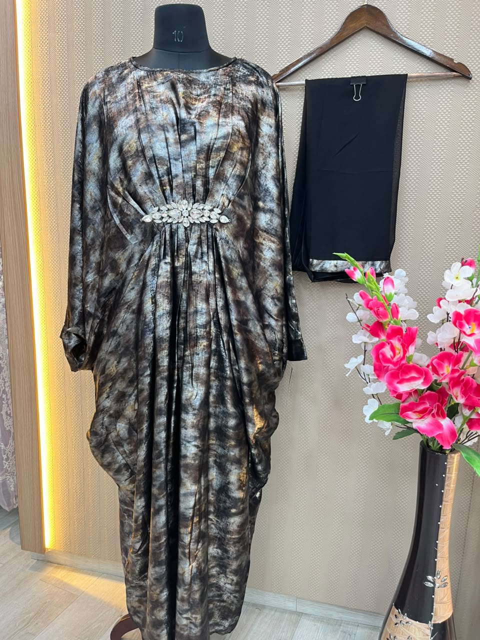 1133 The Premium Abaya - Black