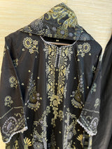 1083 Pakistani Printed Suit