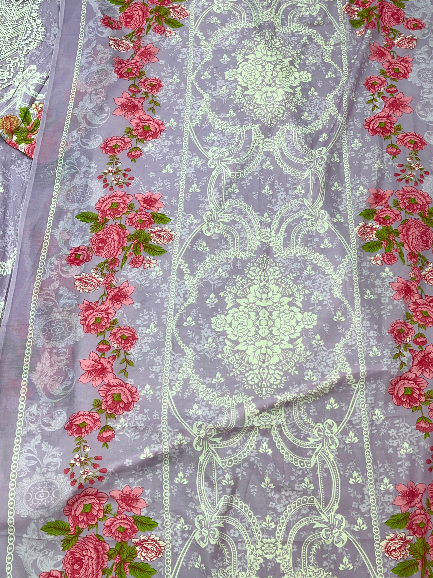 1331 Pakistani Lawn Suit