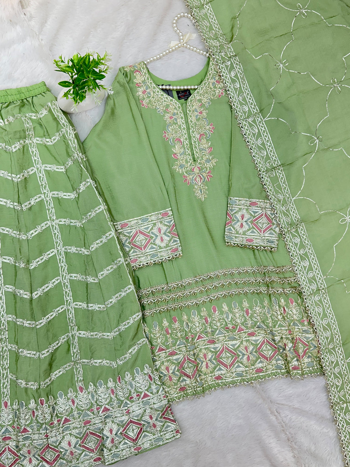 1435 Heavy Pakistani Partywear - Green