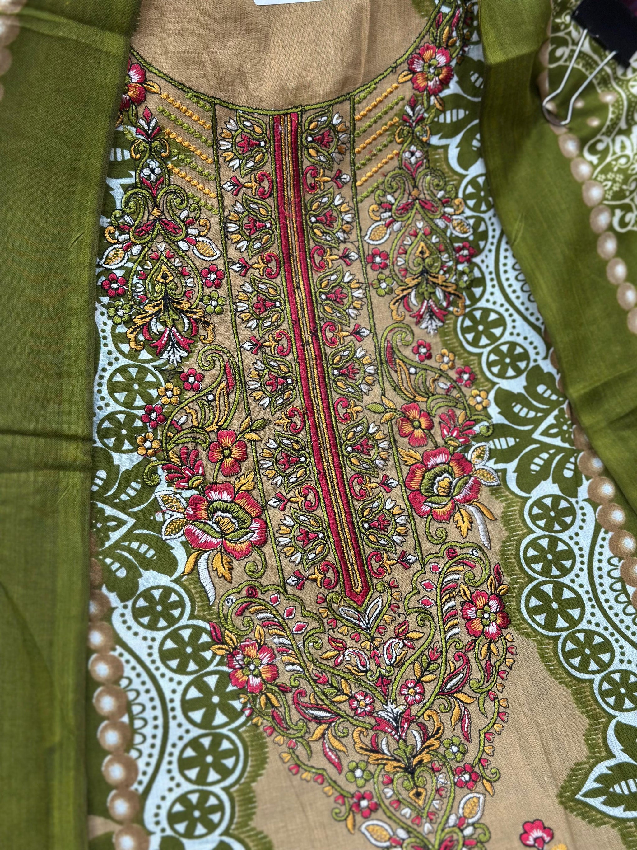 540 Pakistani Unstitched suit