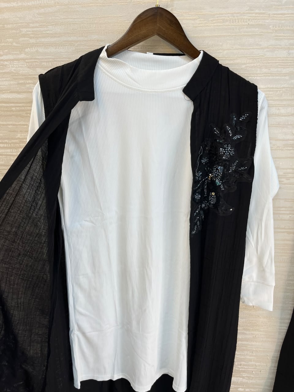 1191 Embroidered Shrug Coord Set -  Black
