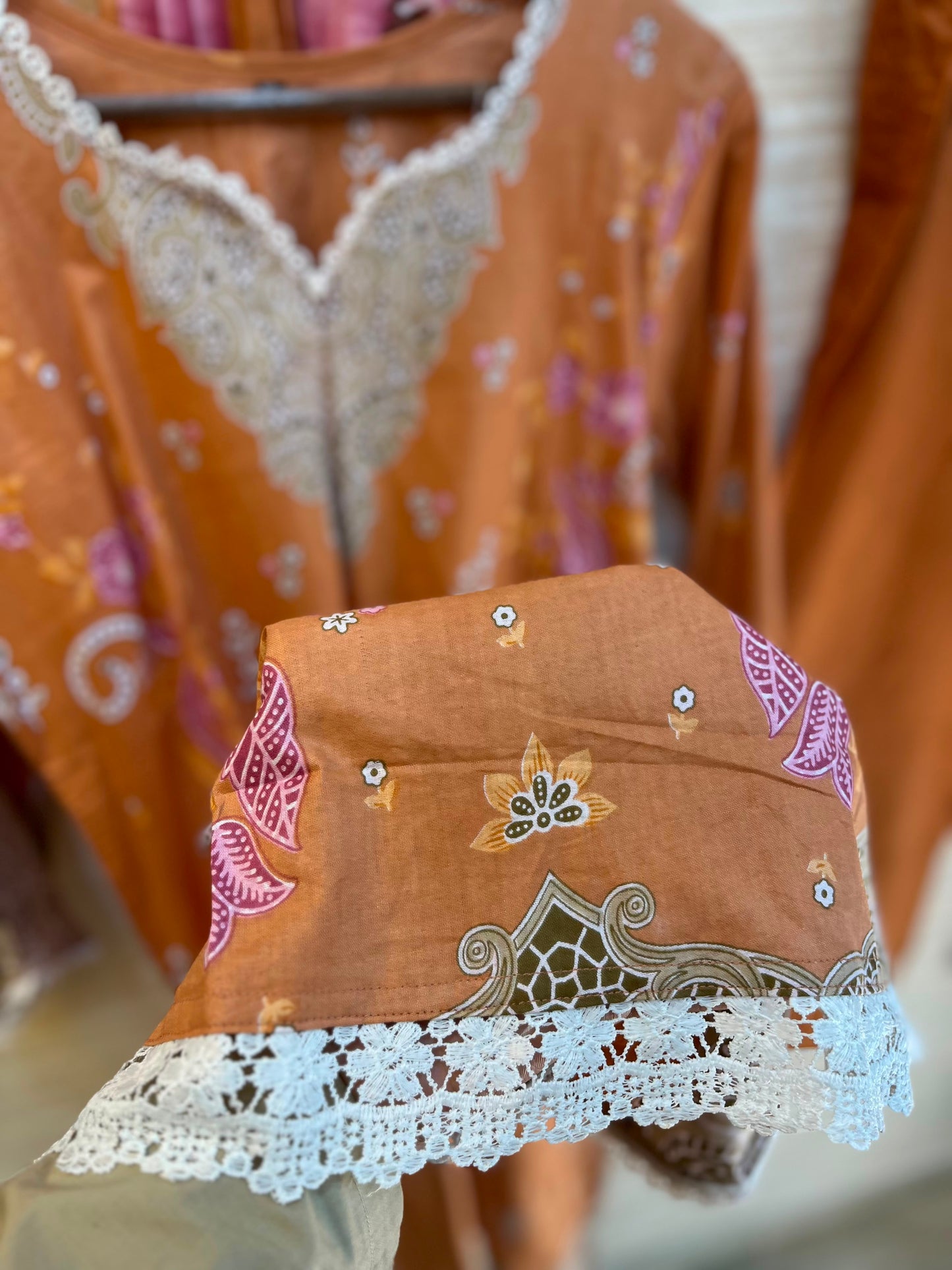 1089 Pakistani Printed Suit
