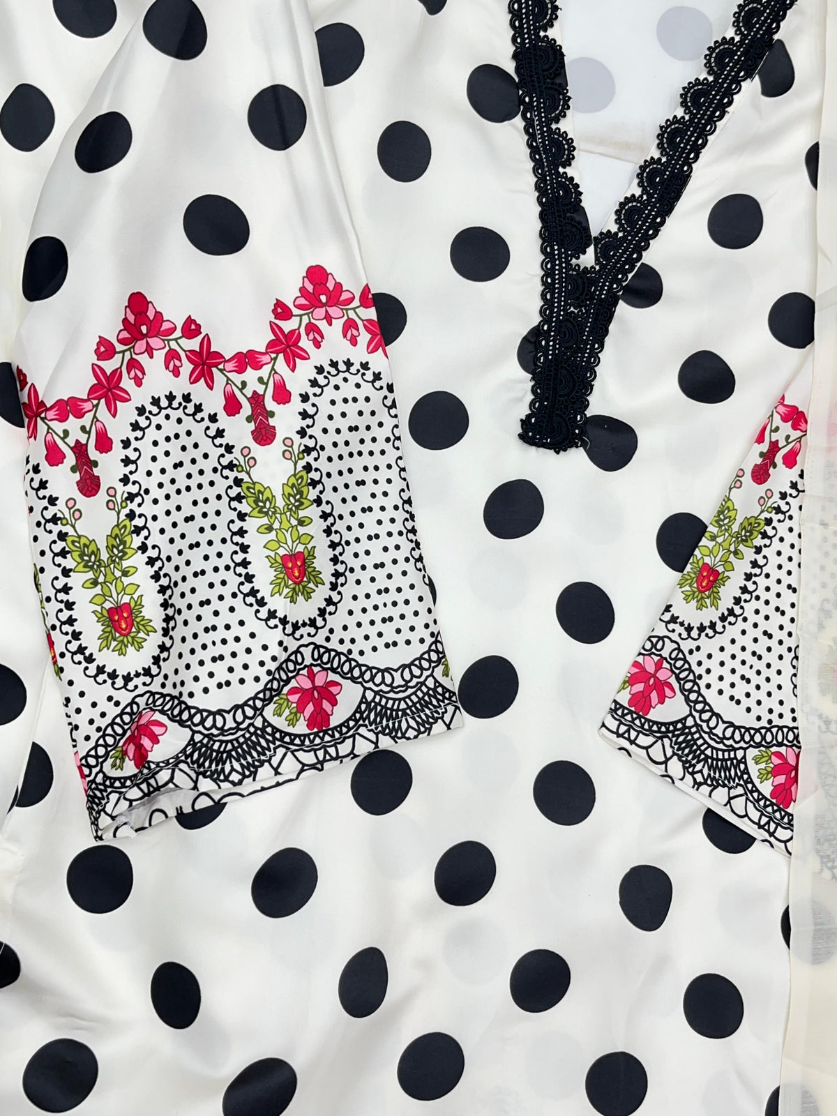 1355 Polka-Dot Floral Coordset
