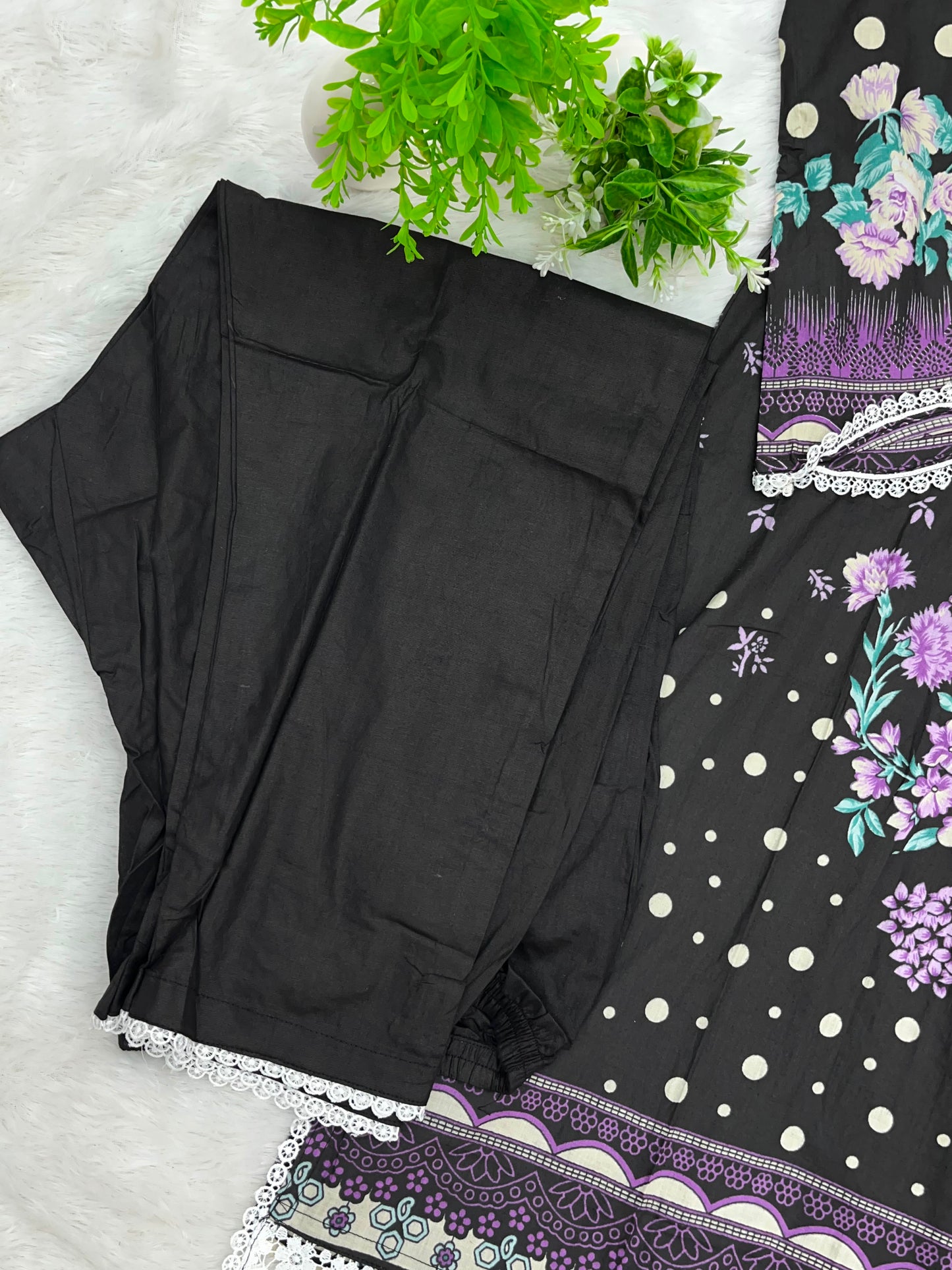 1252 Pakistani Printed Suit