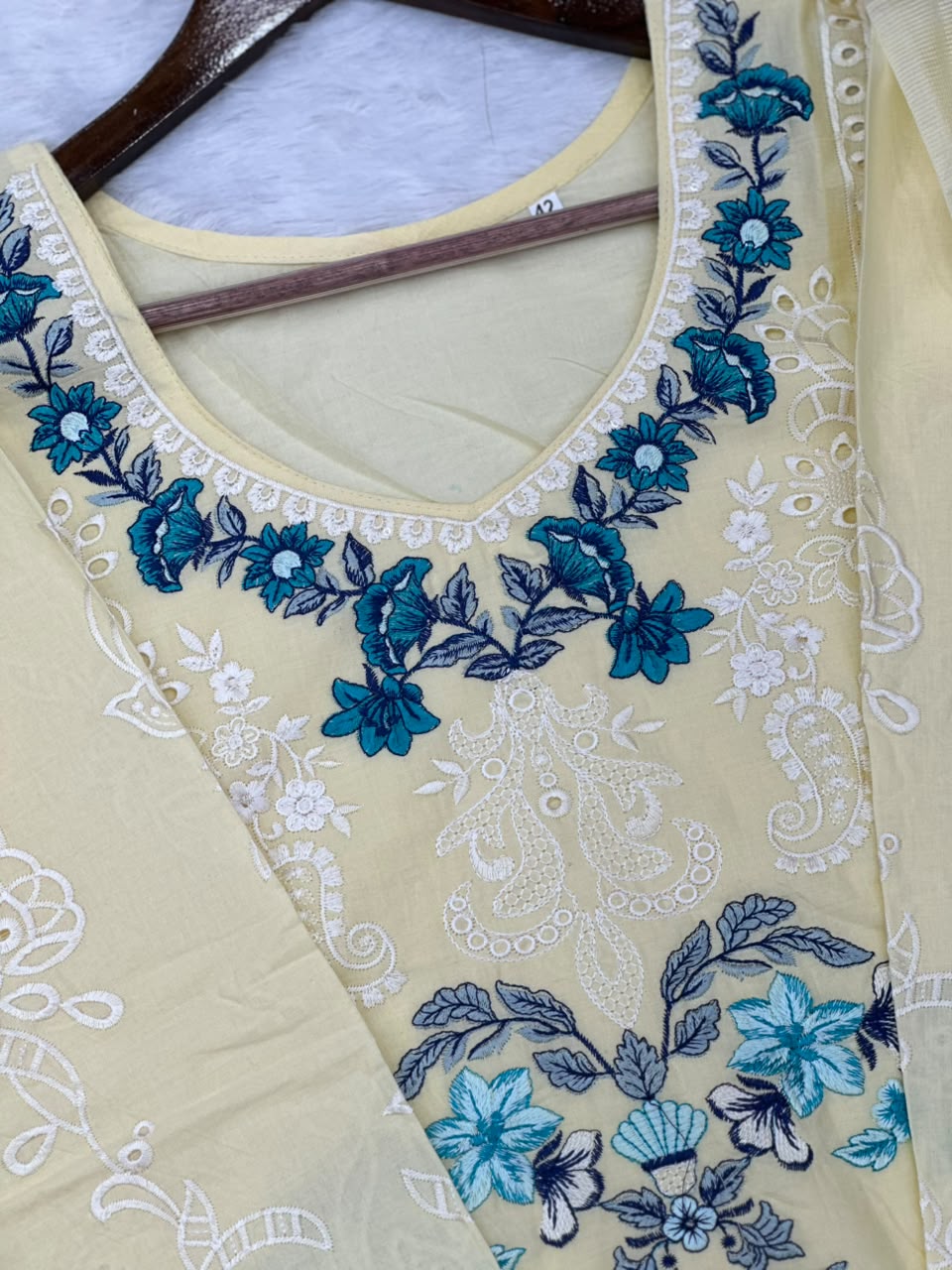 718 Pakistani Heavy Lawn Suit