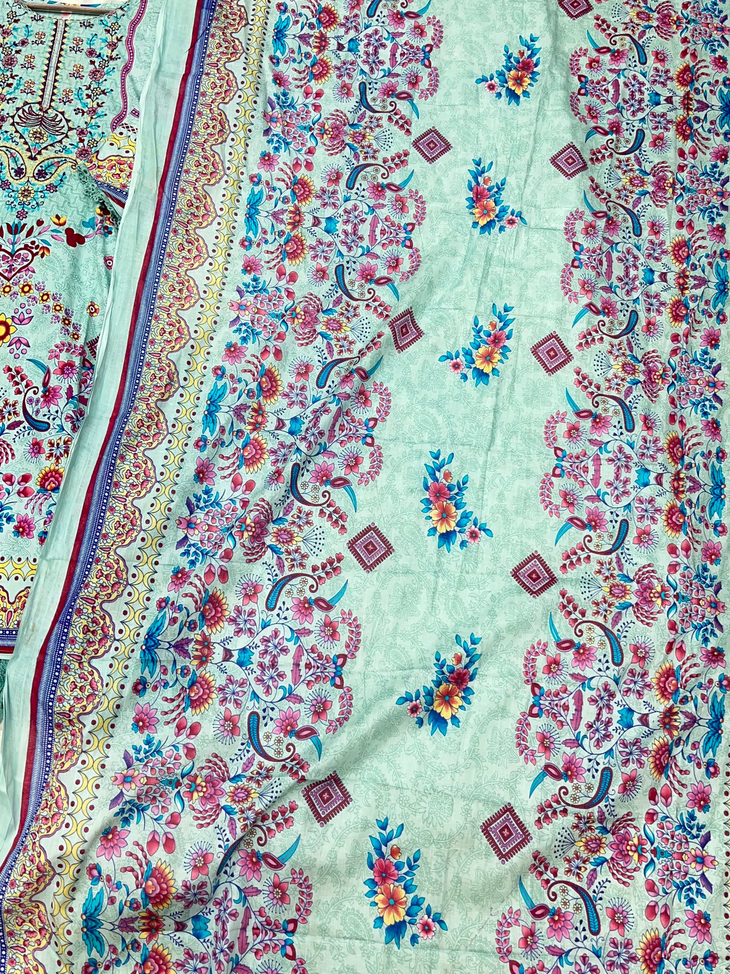 1216 Pakistani Embroidered Suit