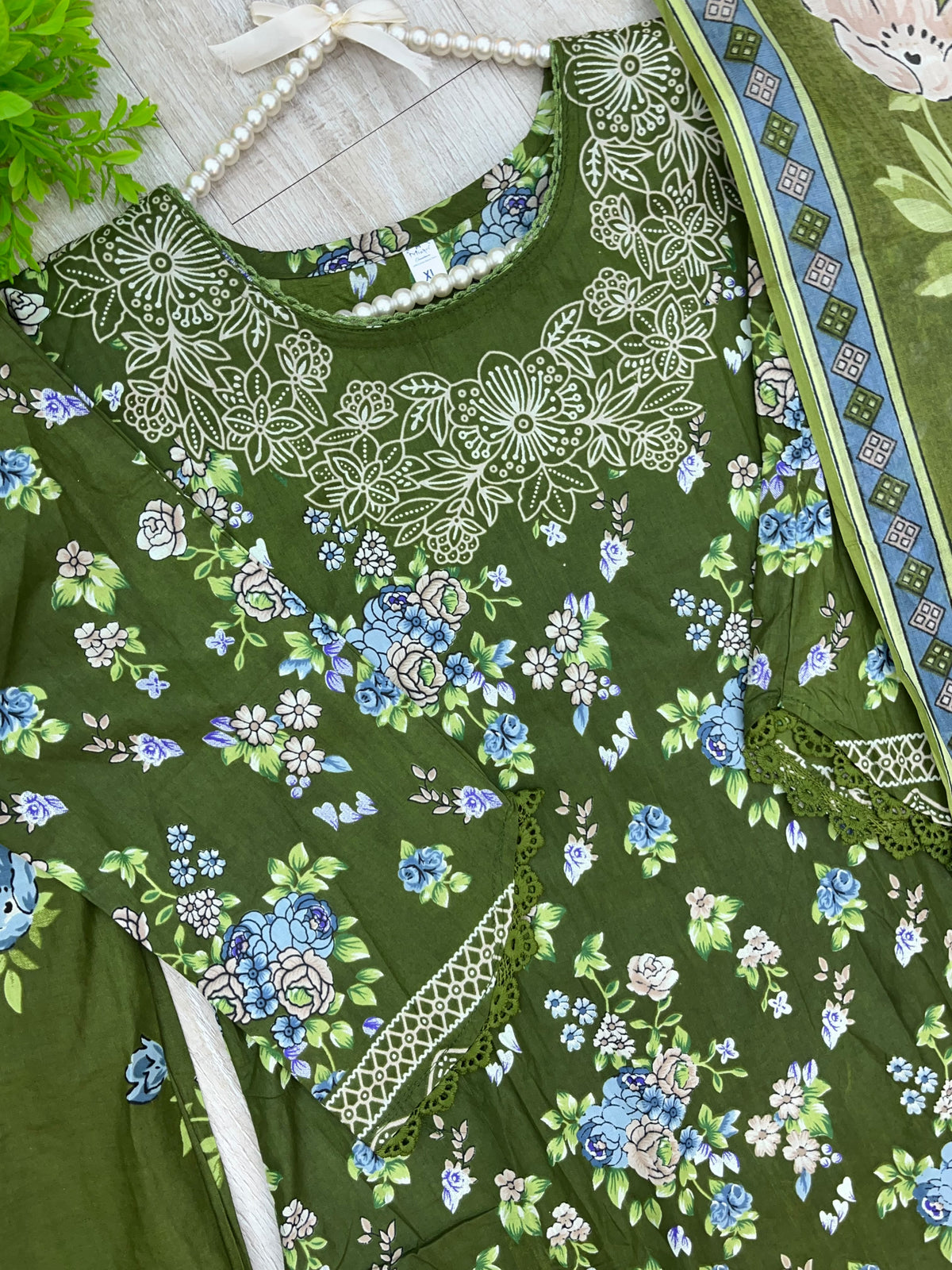 1518 Pakistani Embroidered Suit