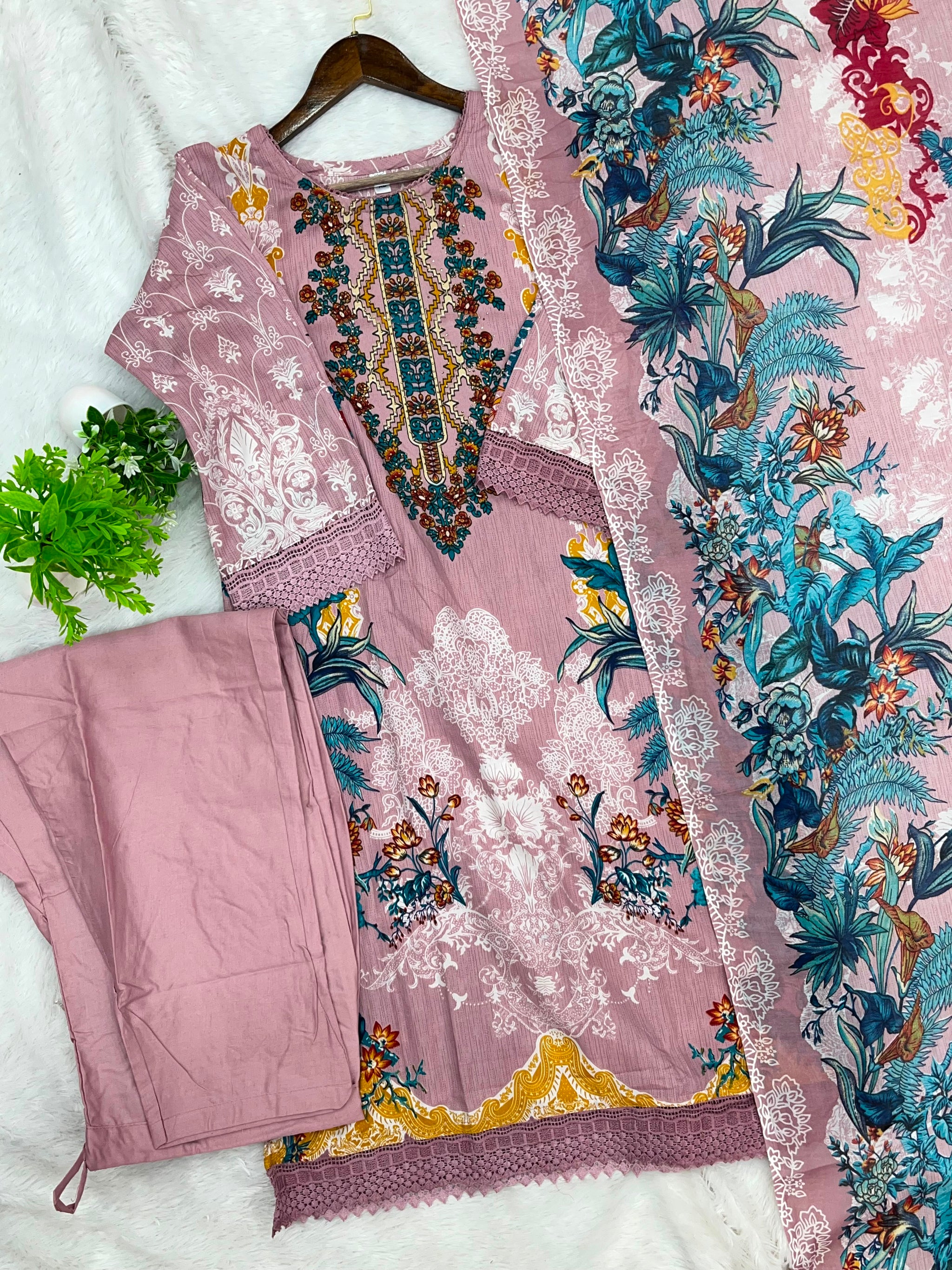 1264 Pakistani Printed Suit
