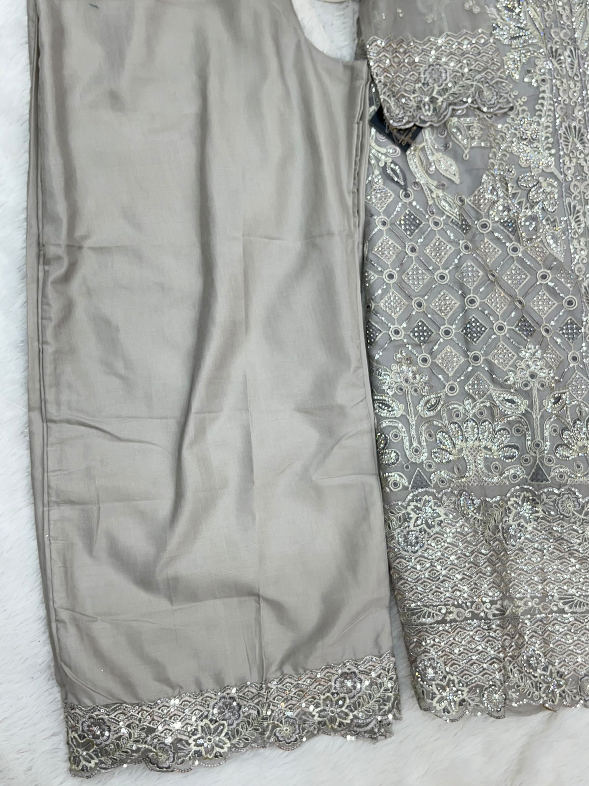 1430 Heavy Pakistani Partywear - Grey