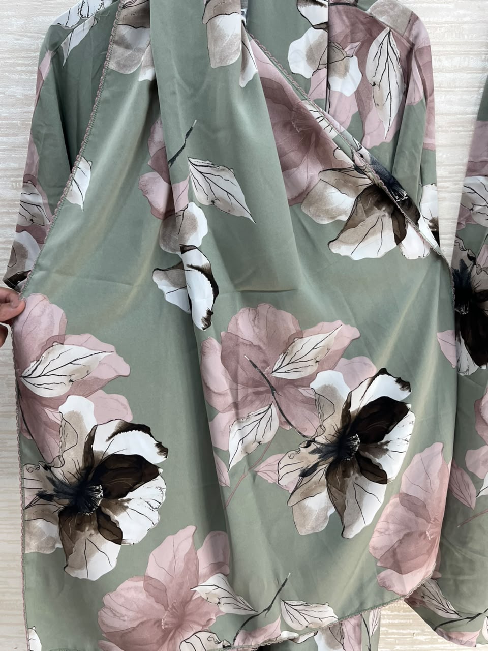 1099 Floral Kaftan Coord Set - Sage Green