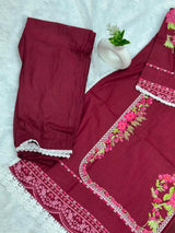 939 Pakistani Embroidered Suit