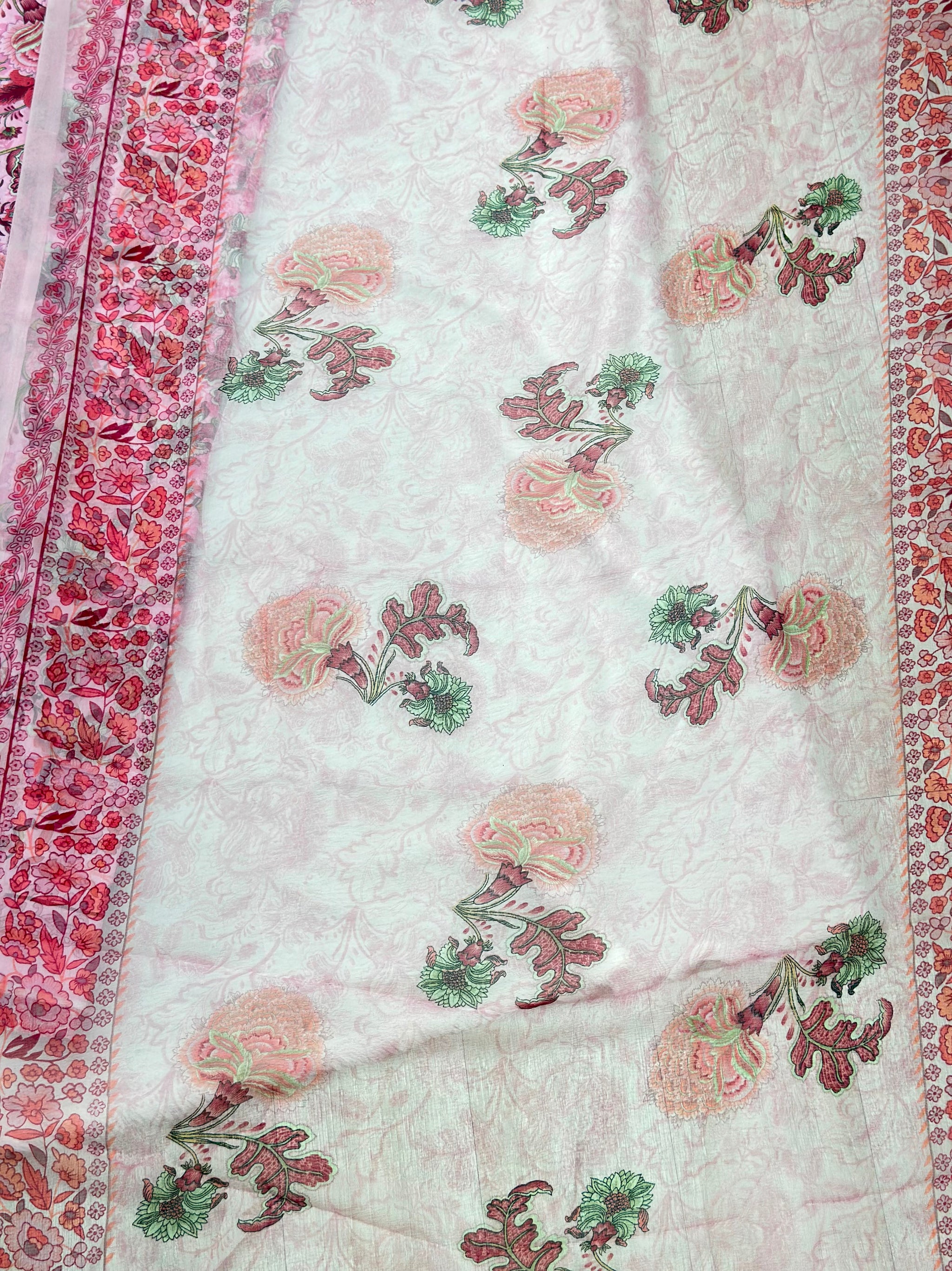 981 Unstitched Maria-B Flora Lawn Suit