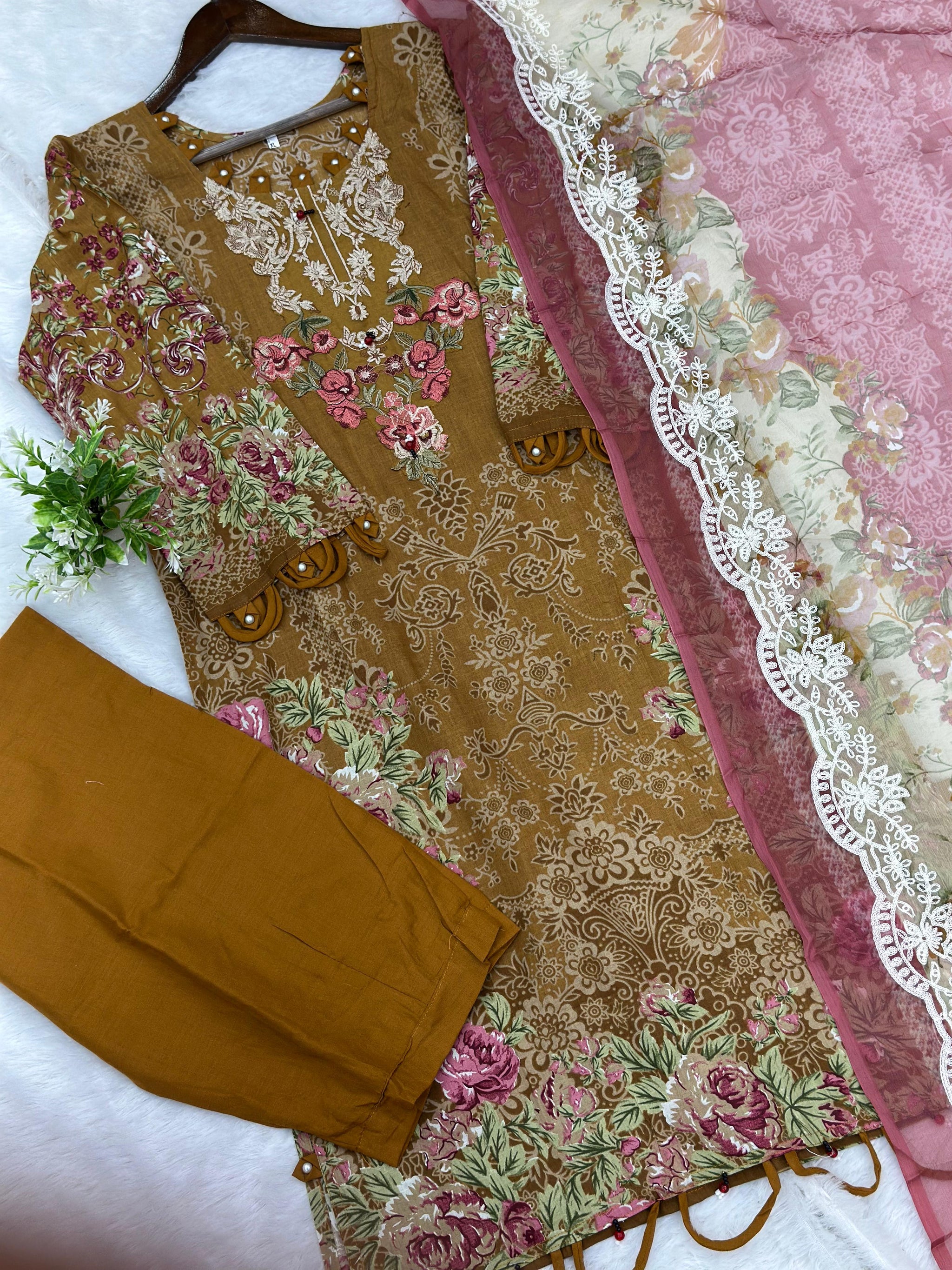 742 Readymade Jade Pakistani Floral Printed Lawn Suit