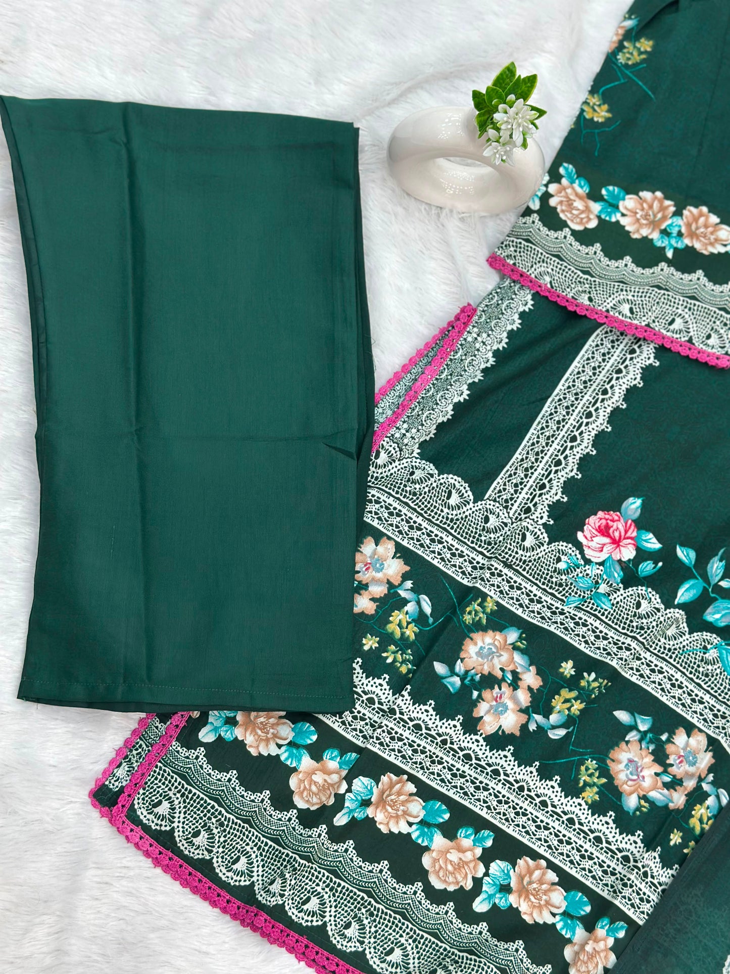 946 Pakistani Embroidered Suit