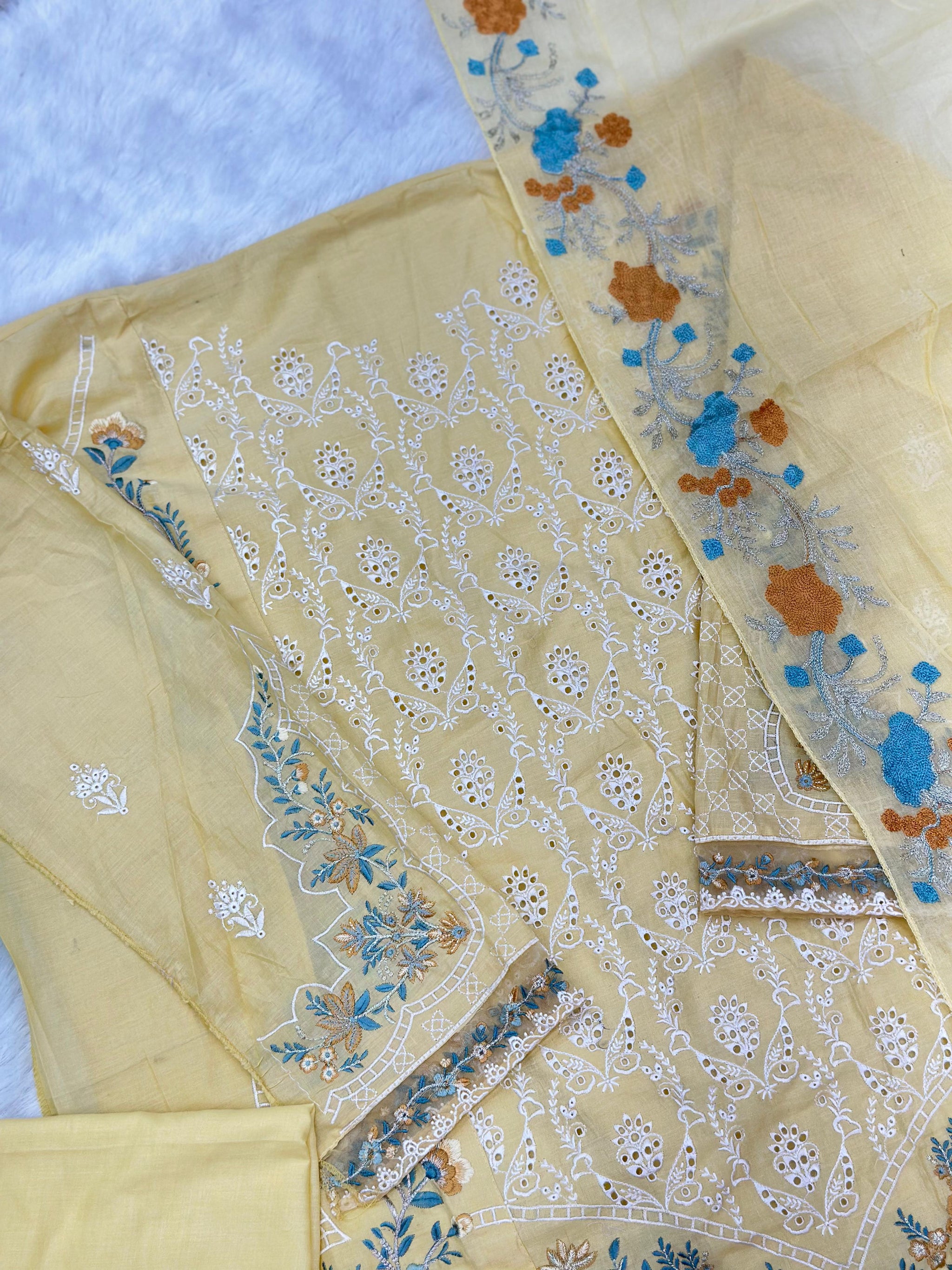 841 Adan Libas Pakistani Unstitched Lawn Suit