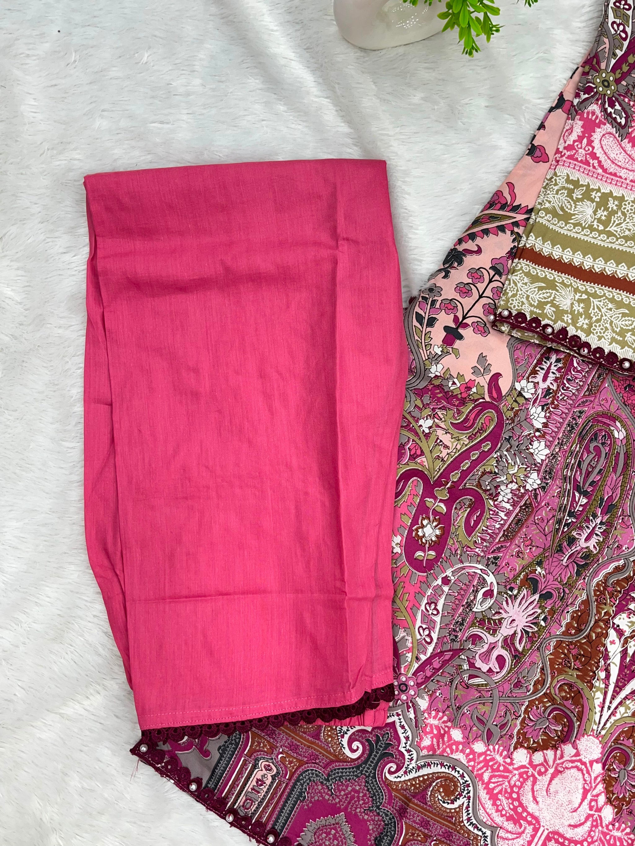 1309 Pakistani Embroidered Suit - Vandana Aarzu