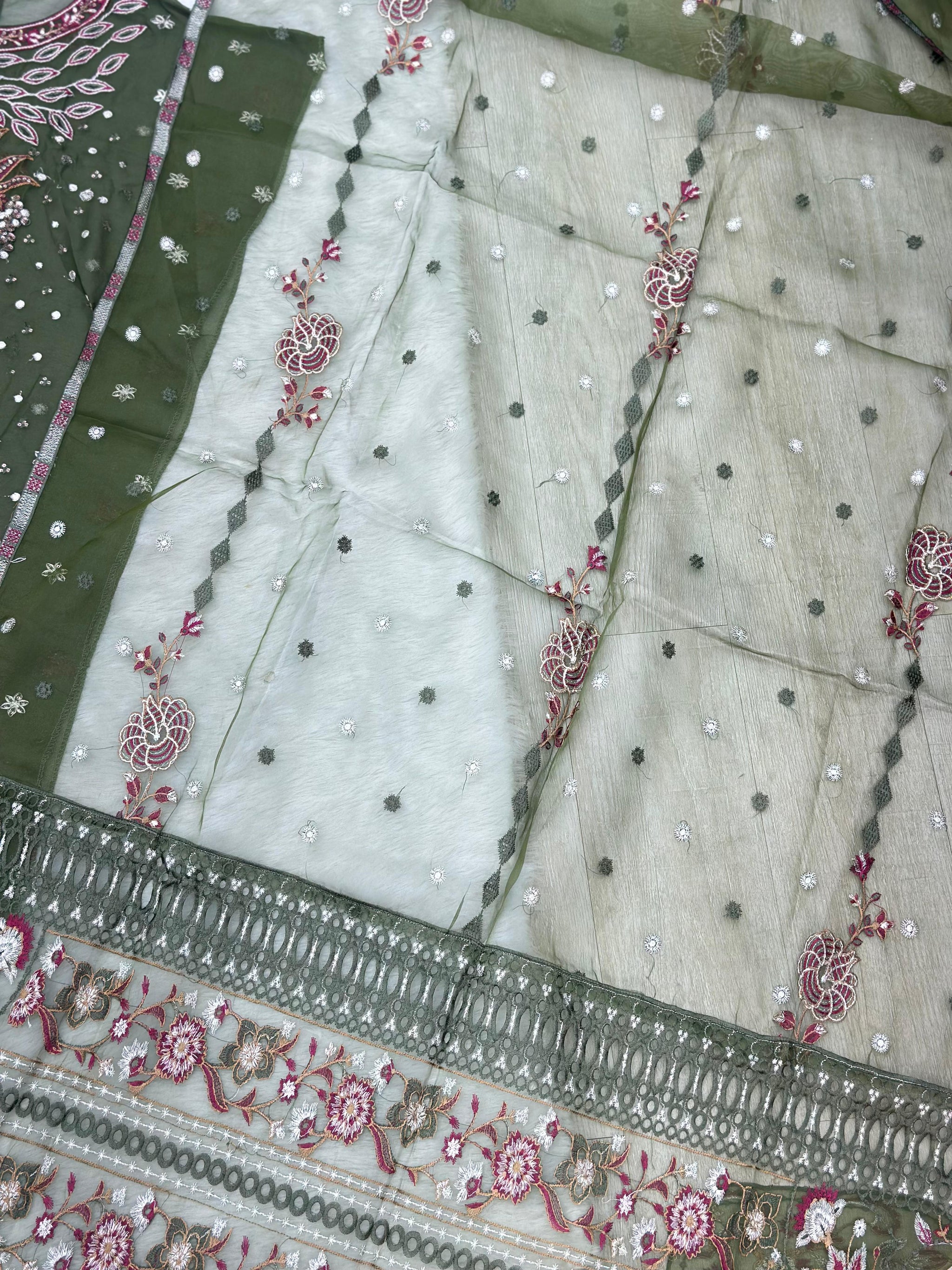 873 Semi-Stitch OG Zainab Faslani Luxury Chiffon Collection