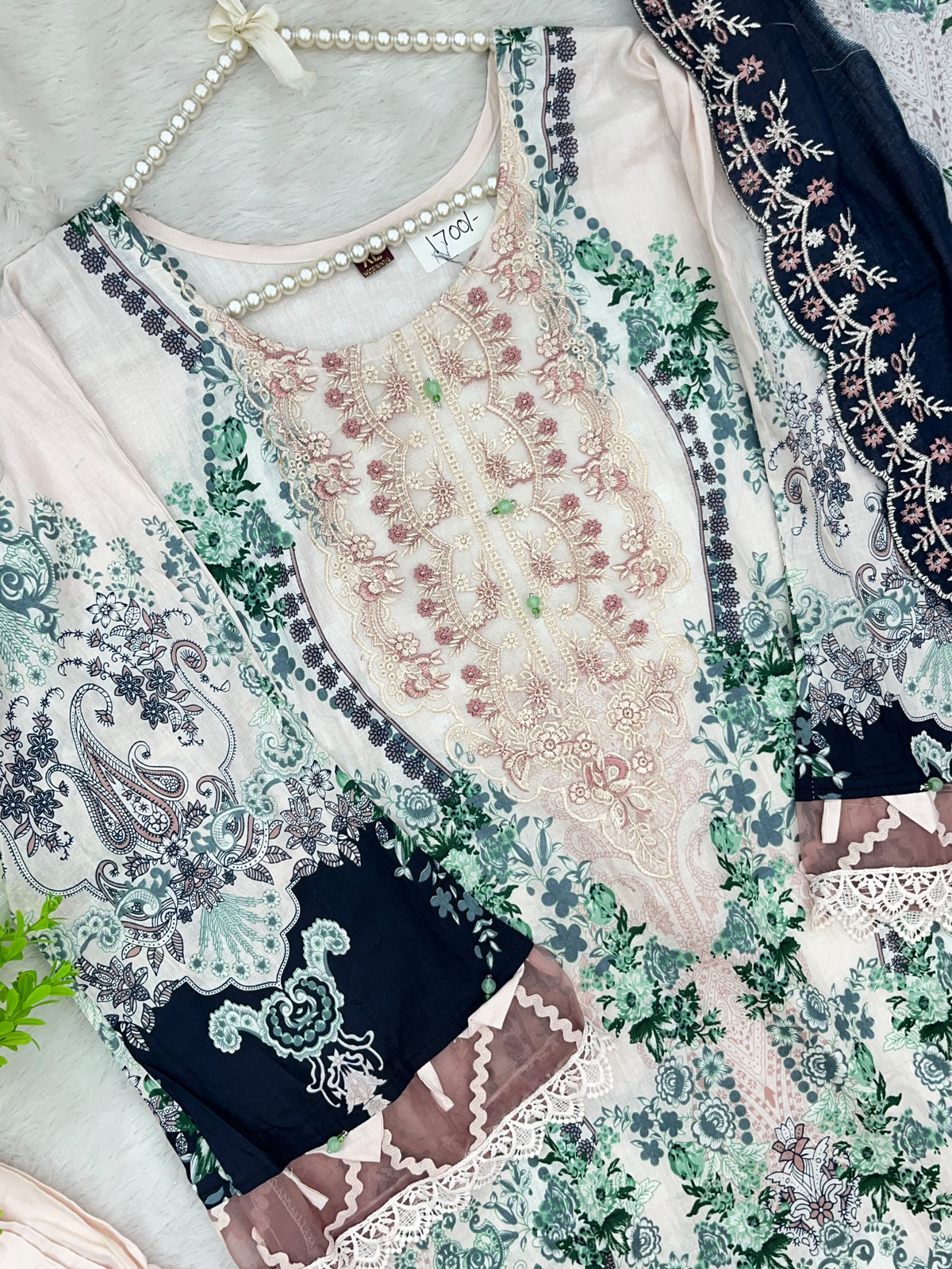 1498 Pakistani Heavy Lawn Suit - 2