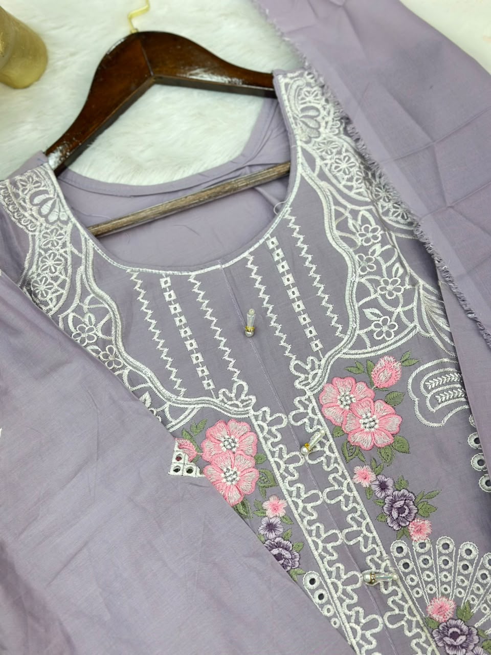 716 Pakistani Heavy Lawn Suit