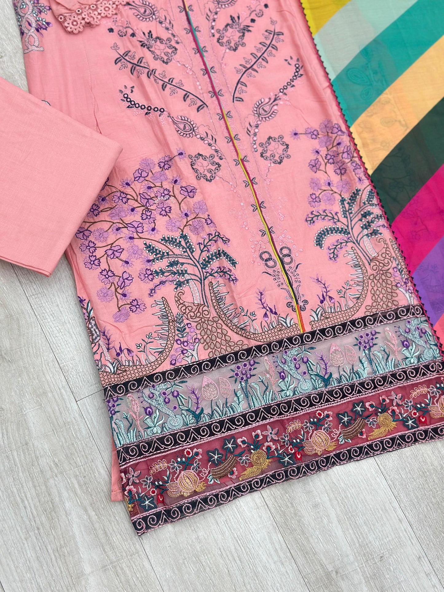 625 Premium Pakistani Lawn Suit - Pink