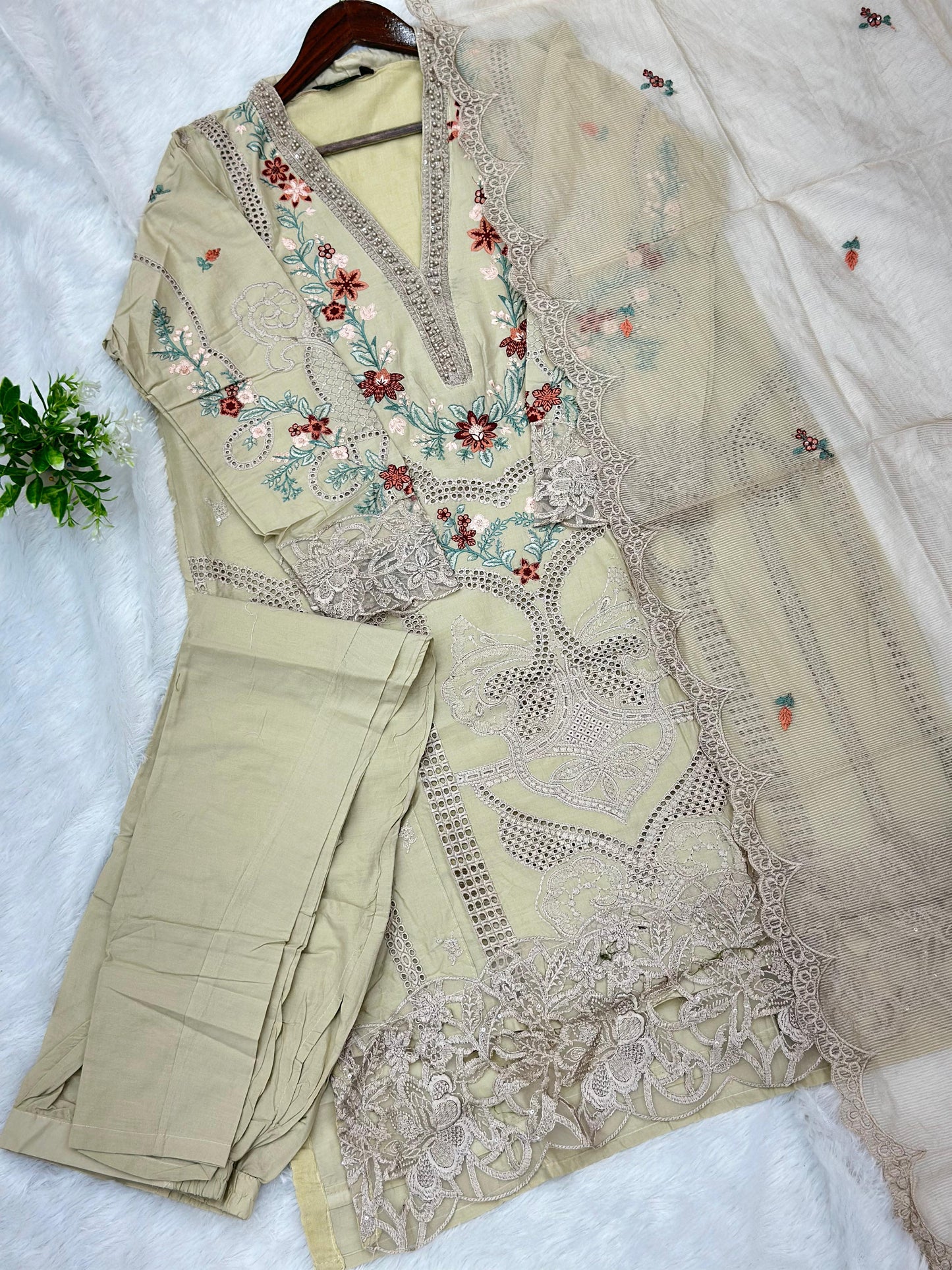 782 Readymade Pakistani Heavy Embroidered Lawn