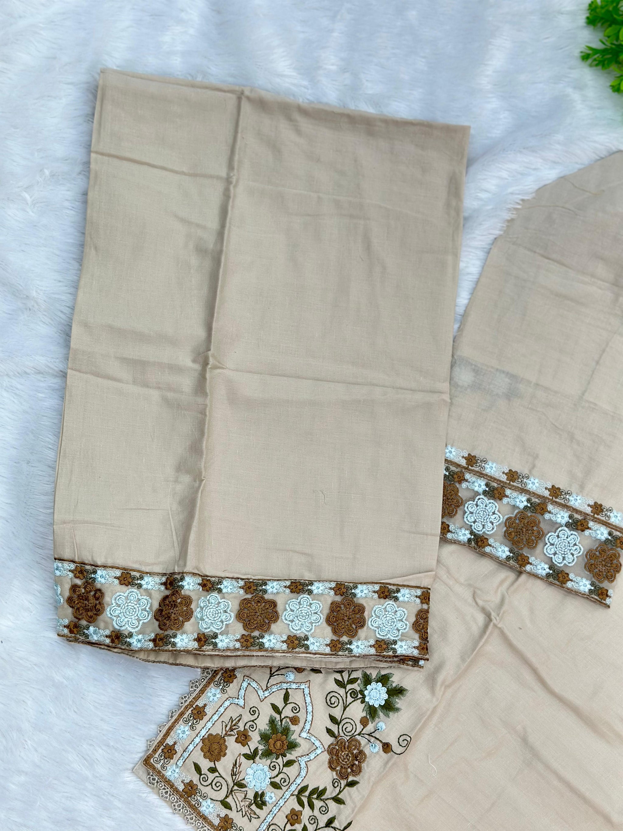 772 Readymade Pakistani Embroidered Suit