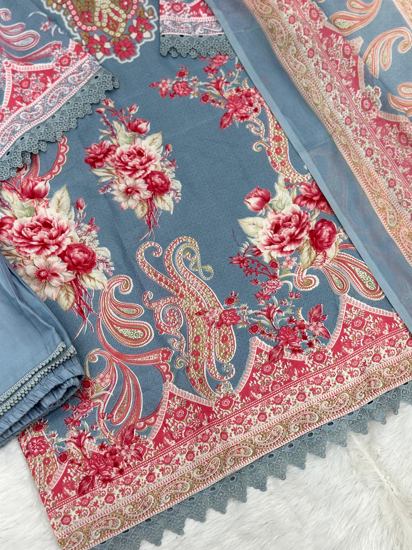 956 Pakistani Printed Suit