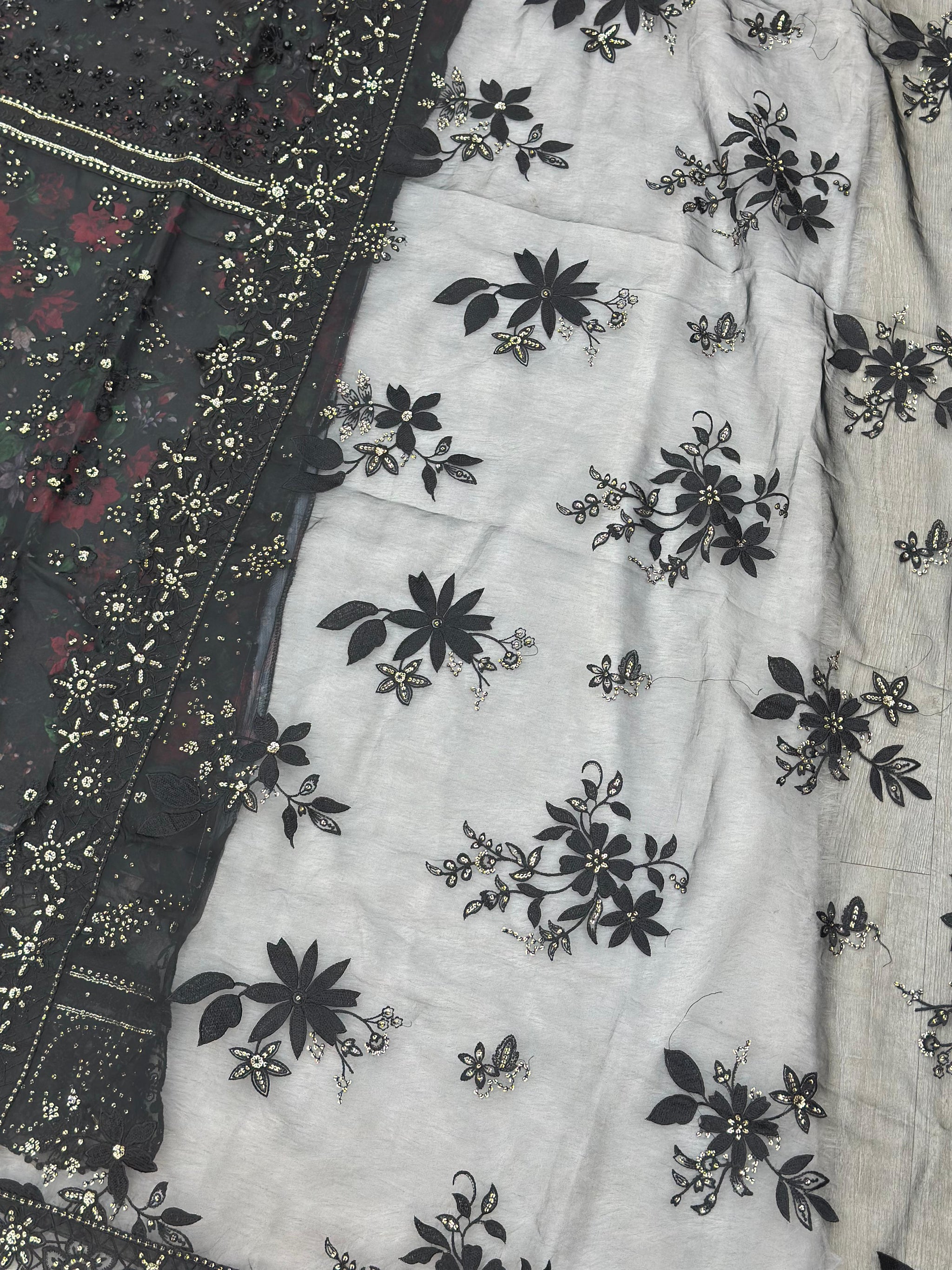 878 Semi-Stitch OG Glamoura by
Noor's
Luxury Chiffon Collection