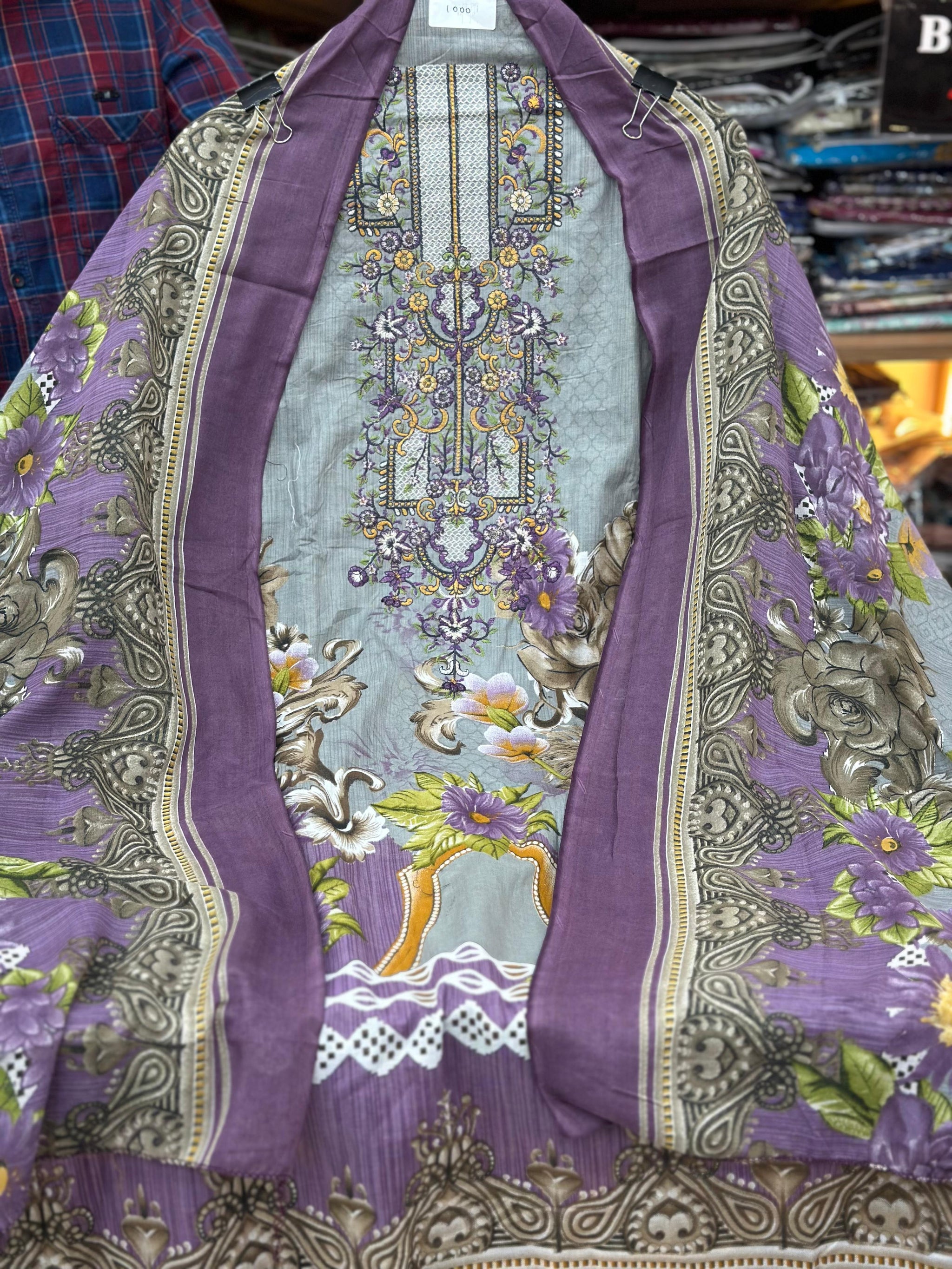 542 Pakistani Unstitched suit