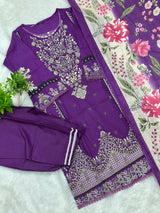 1067 Pakistani Printed Suit