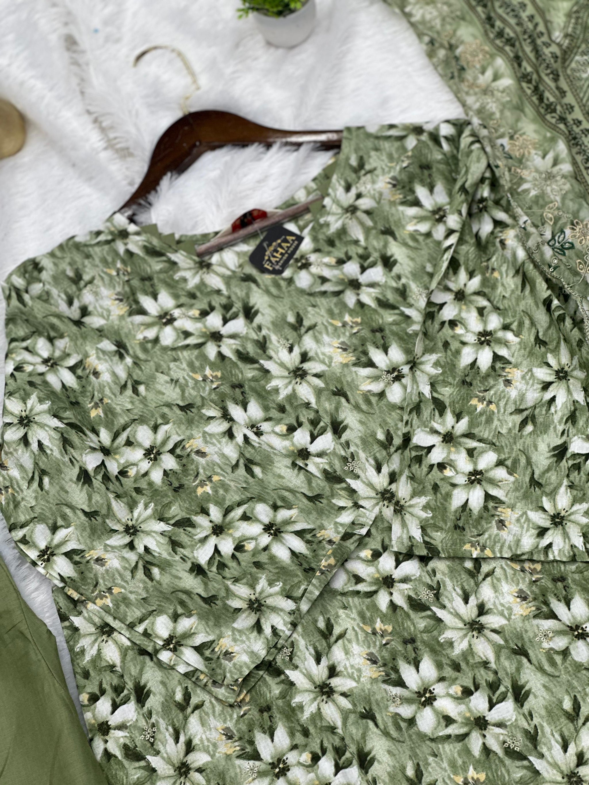 682 Pakistani Lawn Suit -  Green