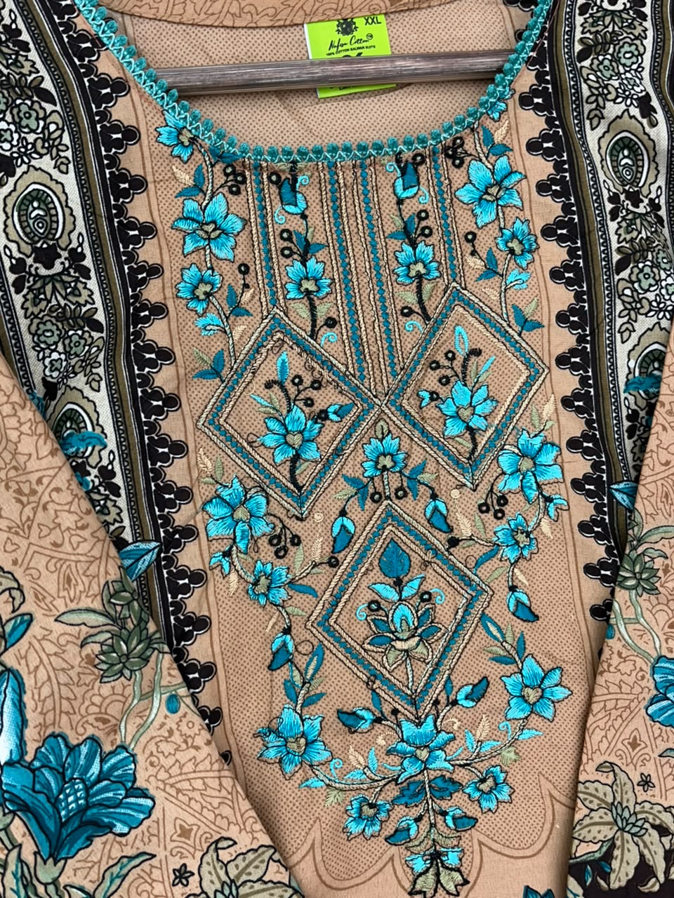 1254 Pakistani Embroidered Suit