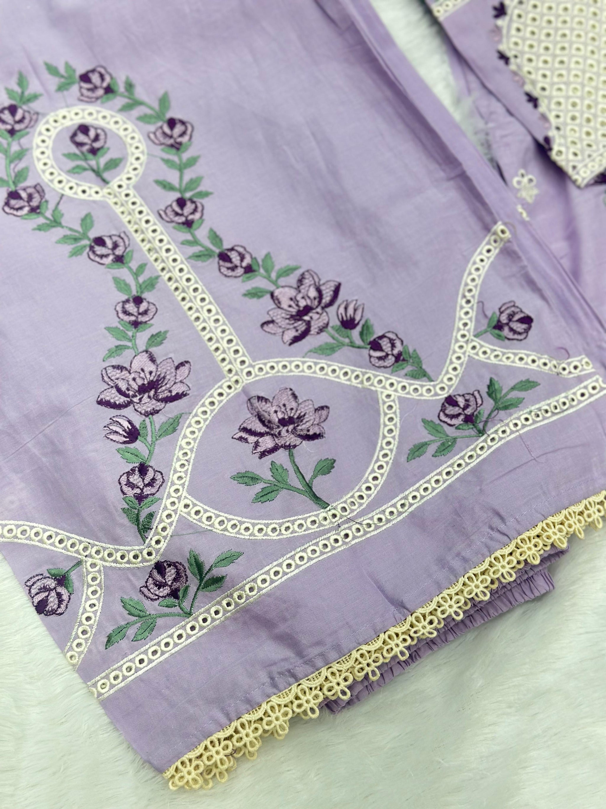 657 Premium Pakistani Lawn Cordset Set
