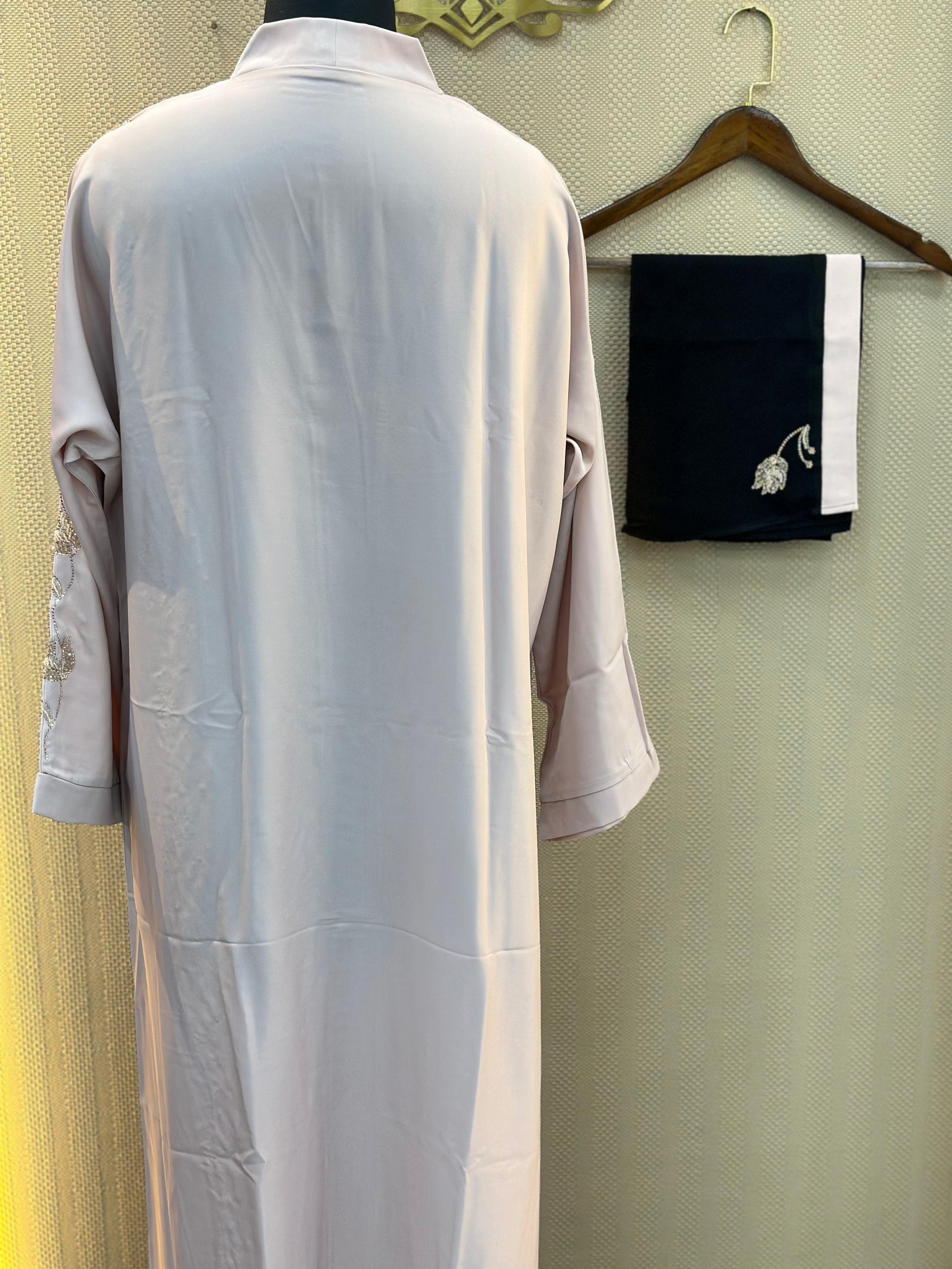 650 The Premium Abaya - Blush Pink