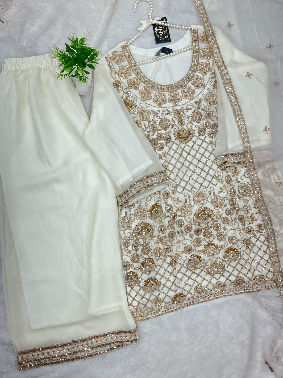 1427 Heavy Pakistani Partywear - White