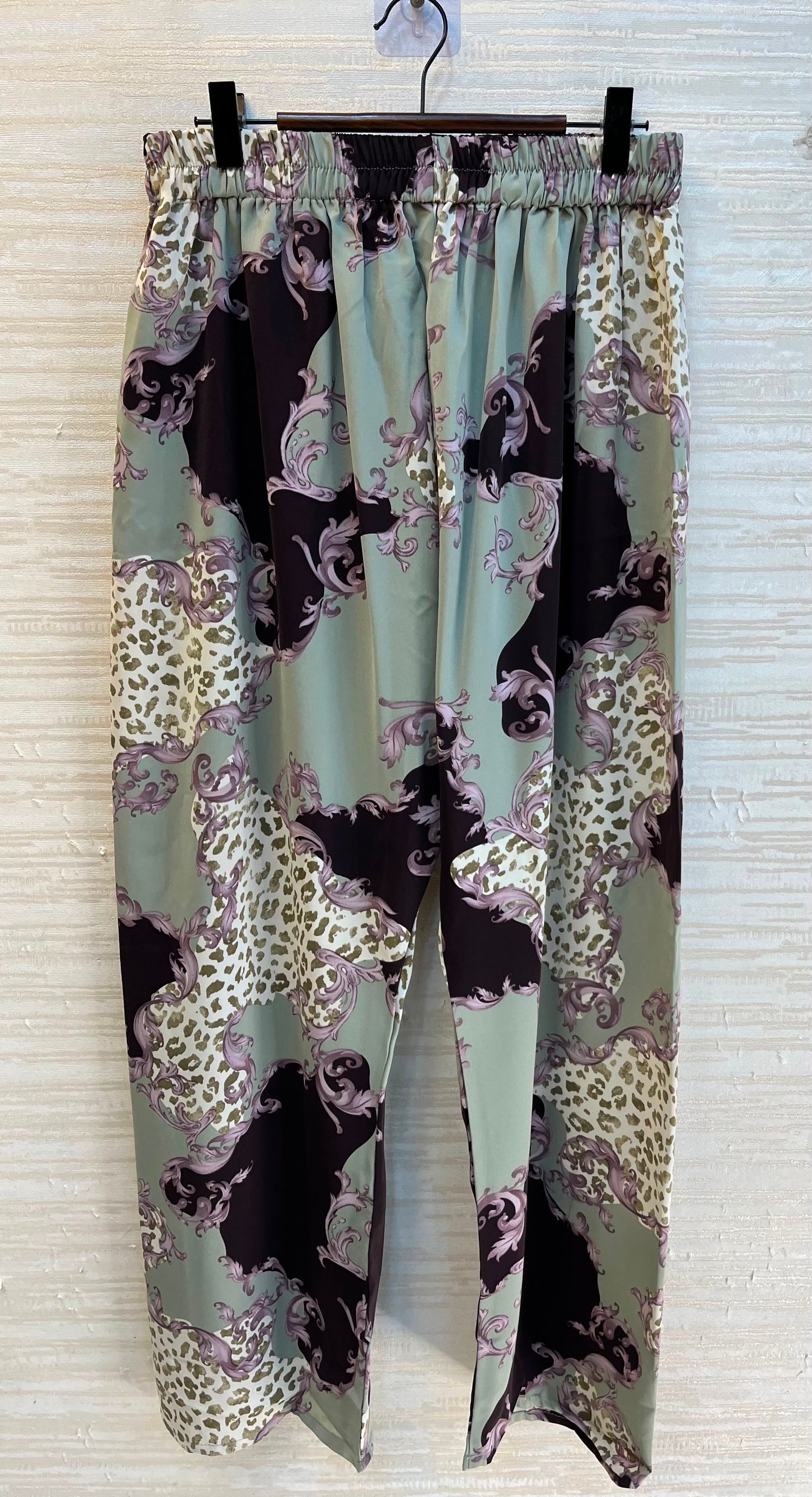 1099 Floral Kaftan Coord Set - Sage Green
