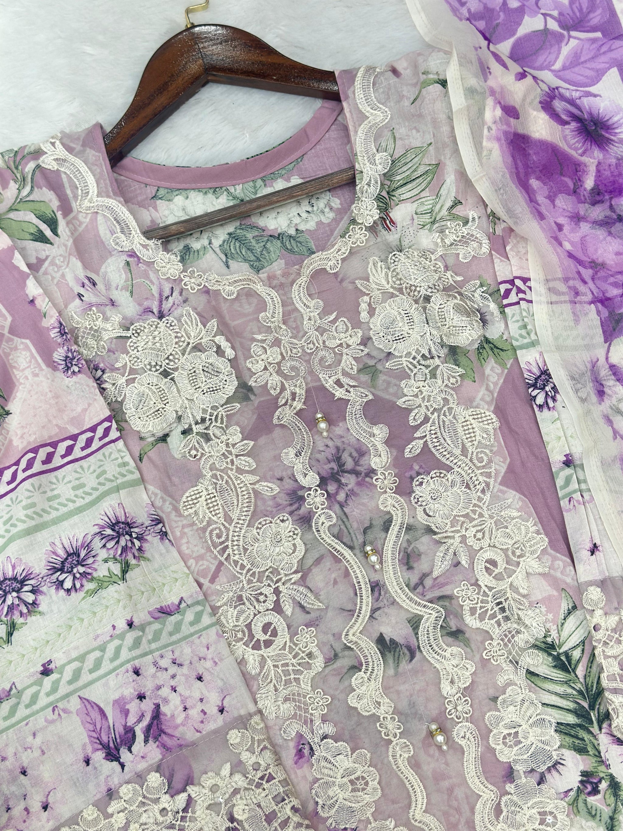 748 Readymade Elaf Pakistani Floral Printed Lawn Suit - Chiffon