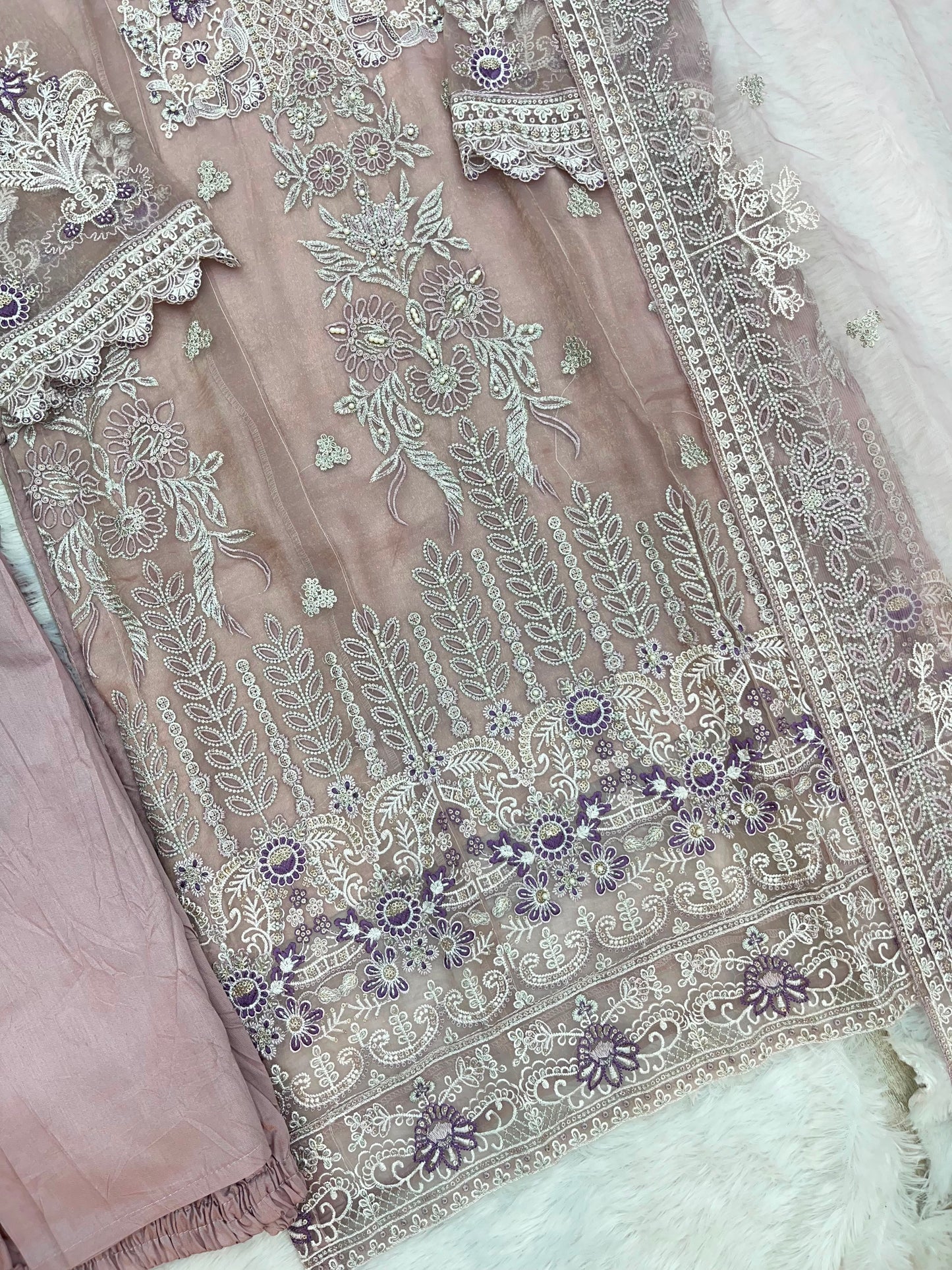 1147 Mushk Premium Pakistani Partywear - Onion Pink