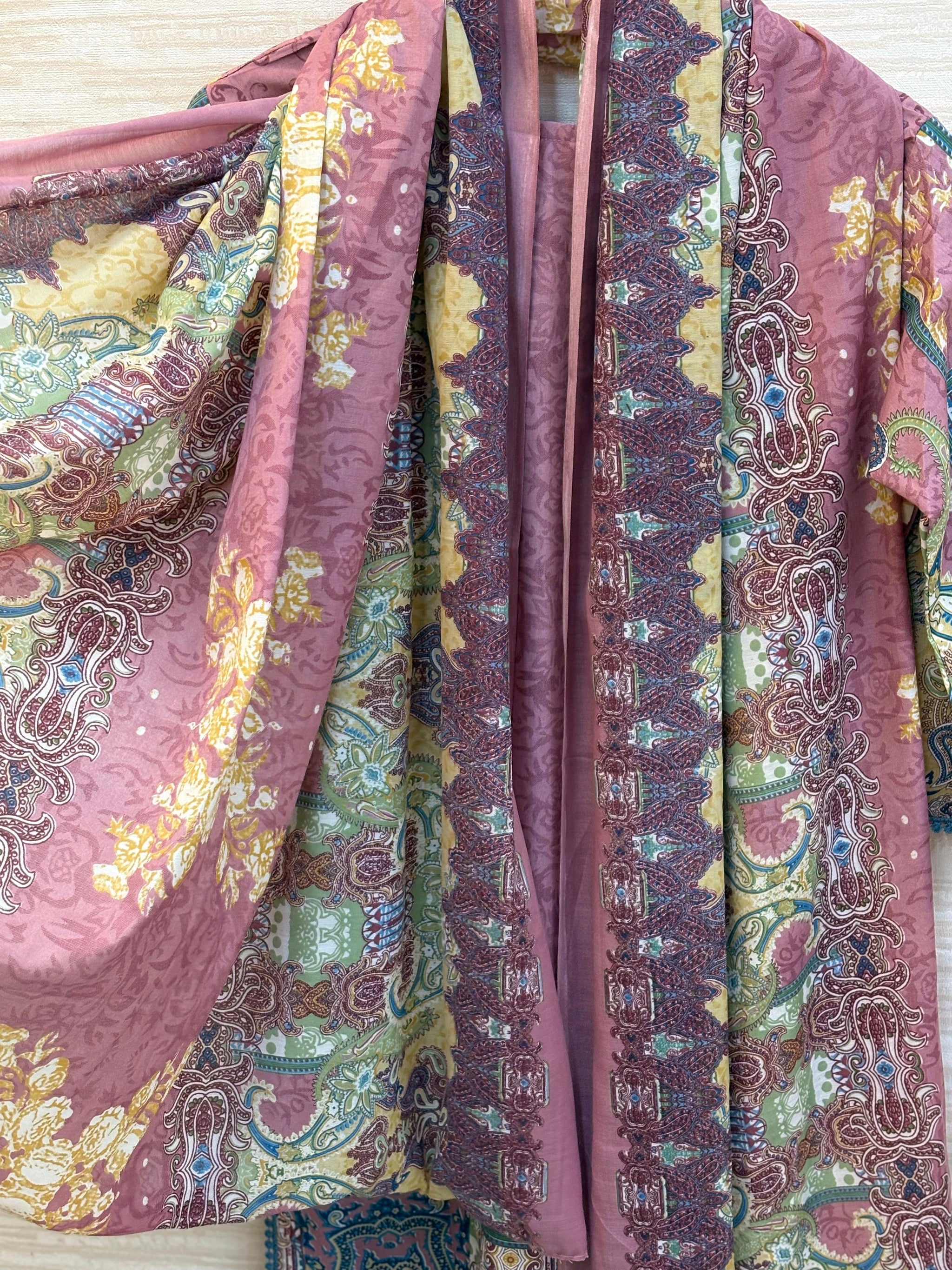 550 Rumani Pakistani Suit